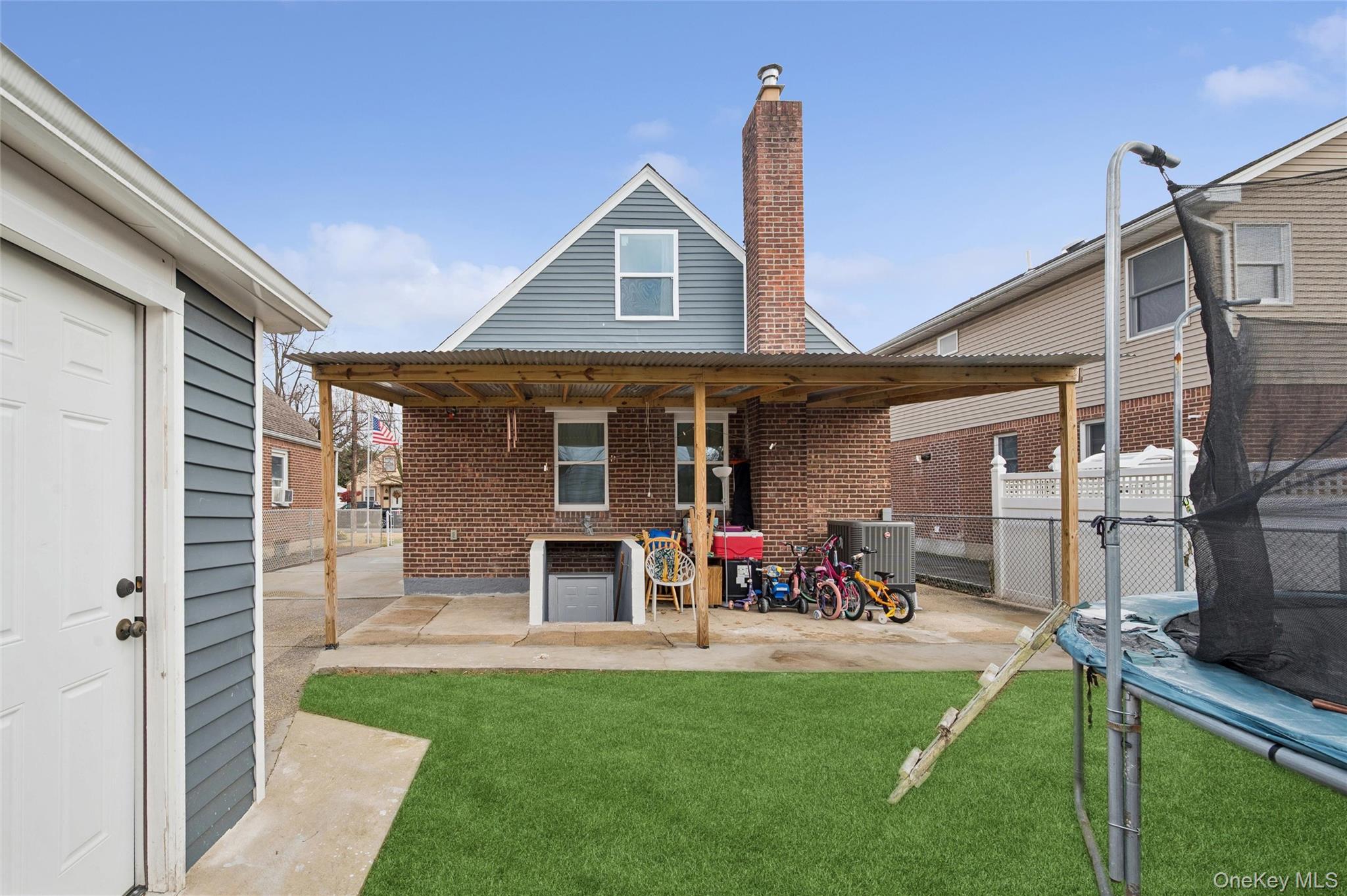 109 Caroline Avenue