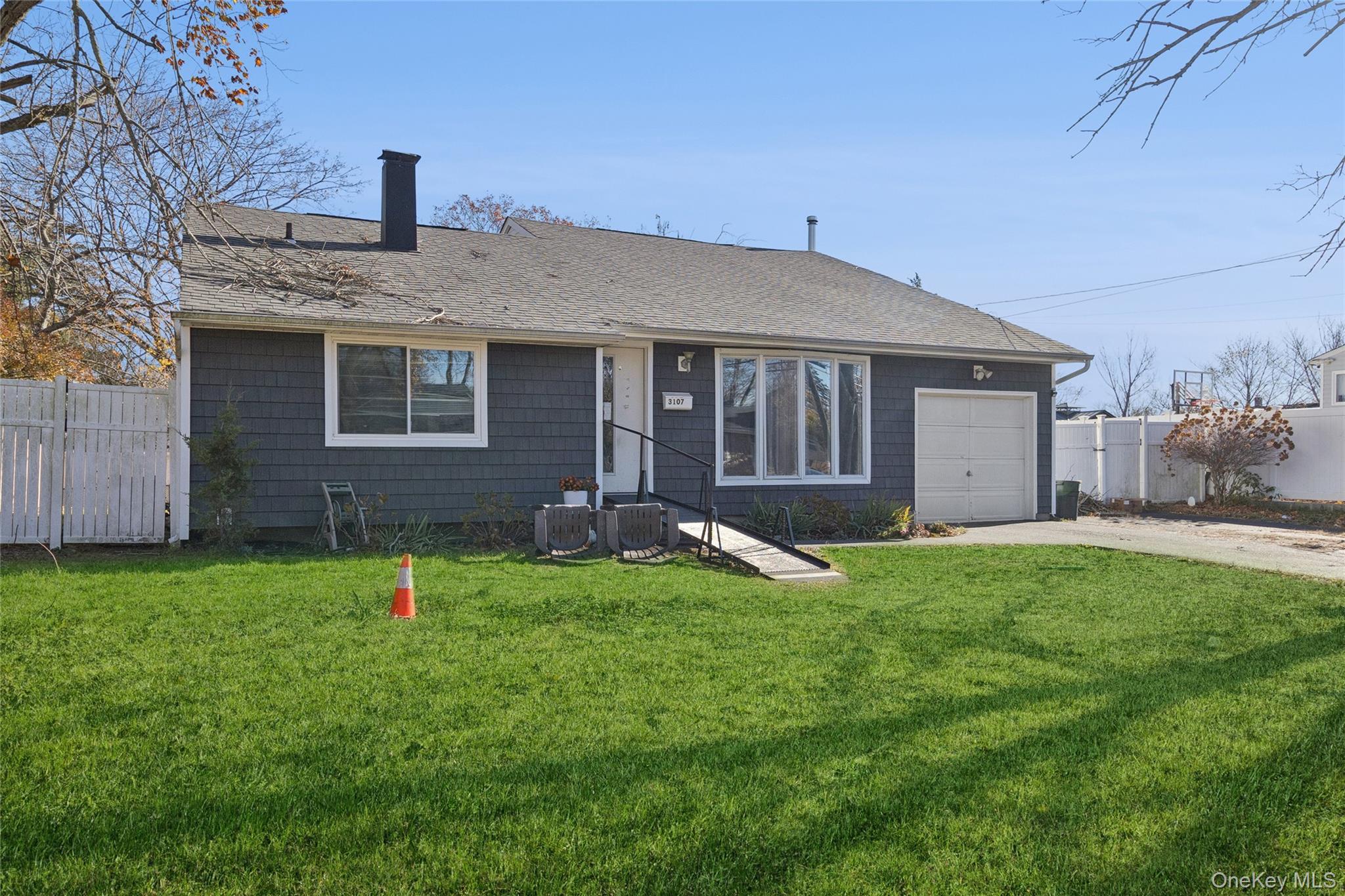 3107 Chestnut Avenue