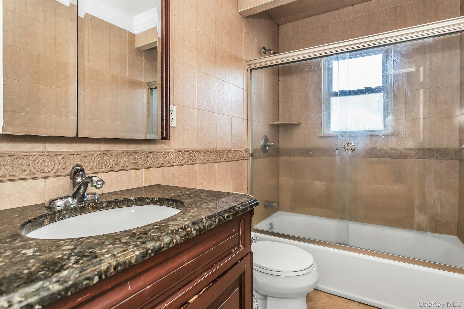 4 Laurette Lane