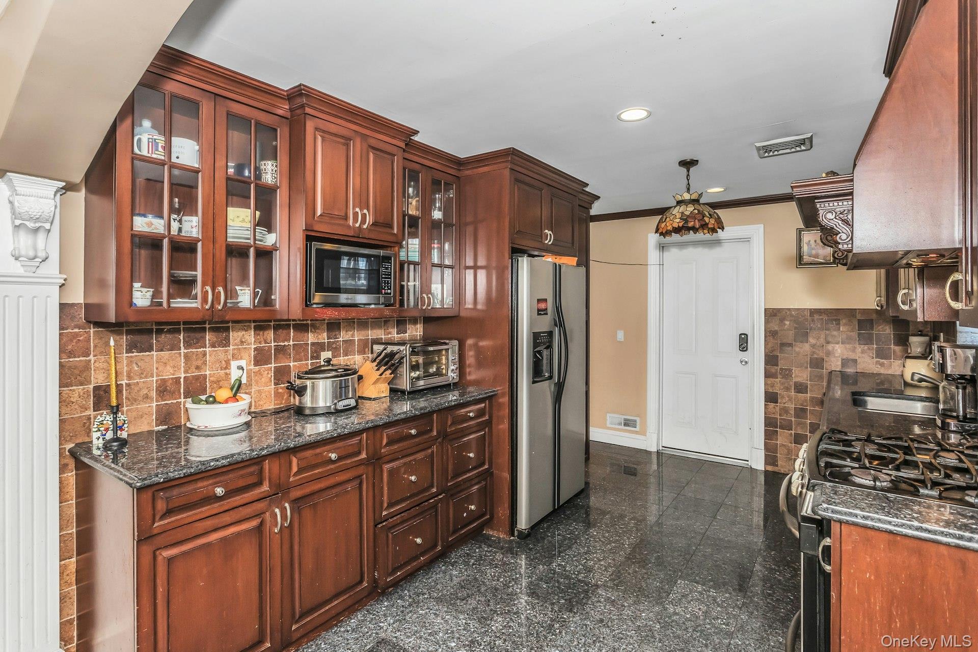 4 Laurette Lane