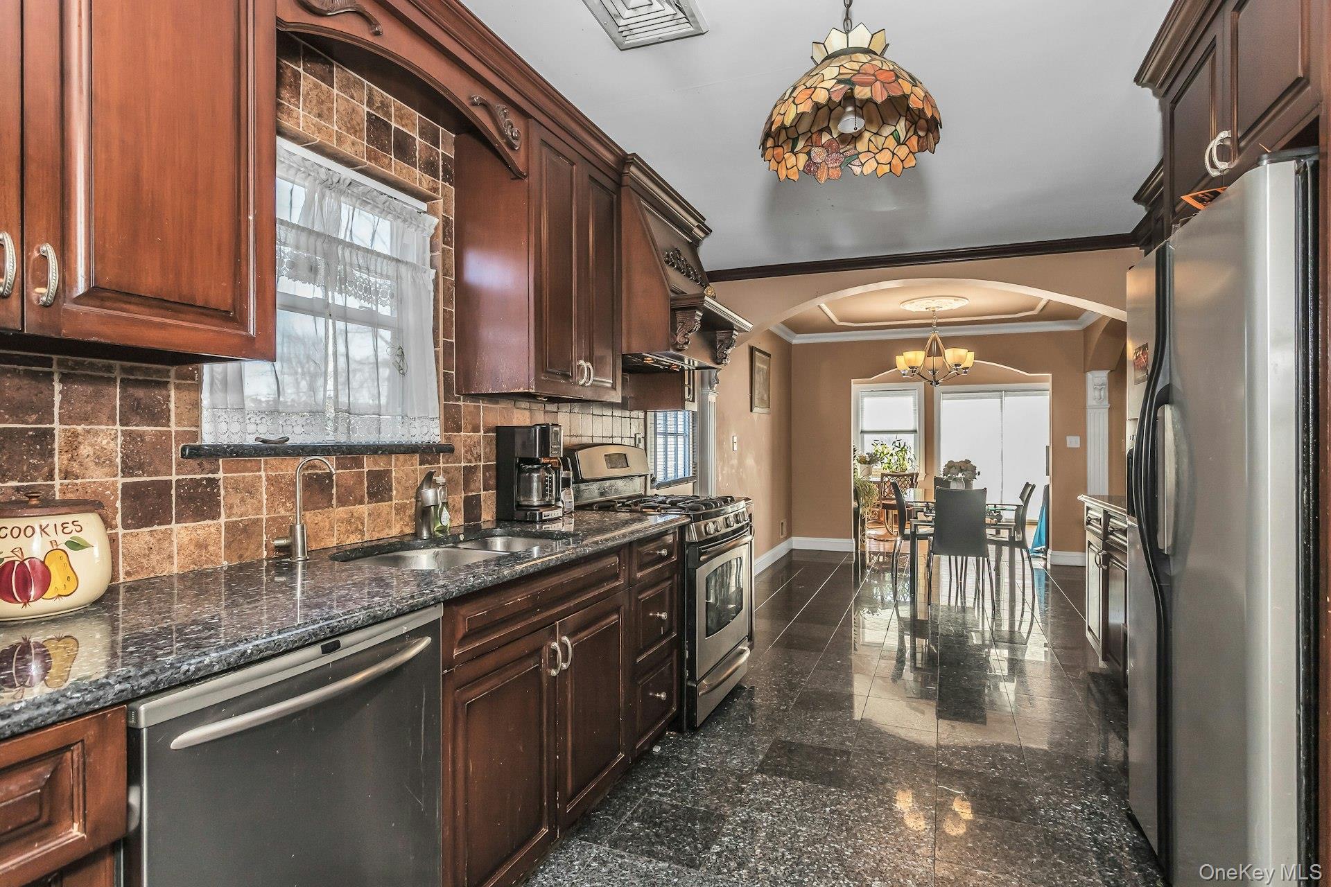 4 Laurette Lane