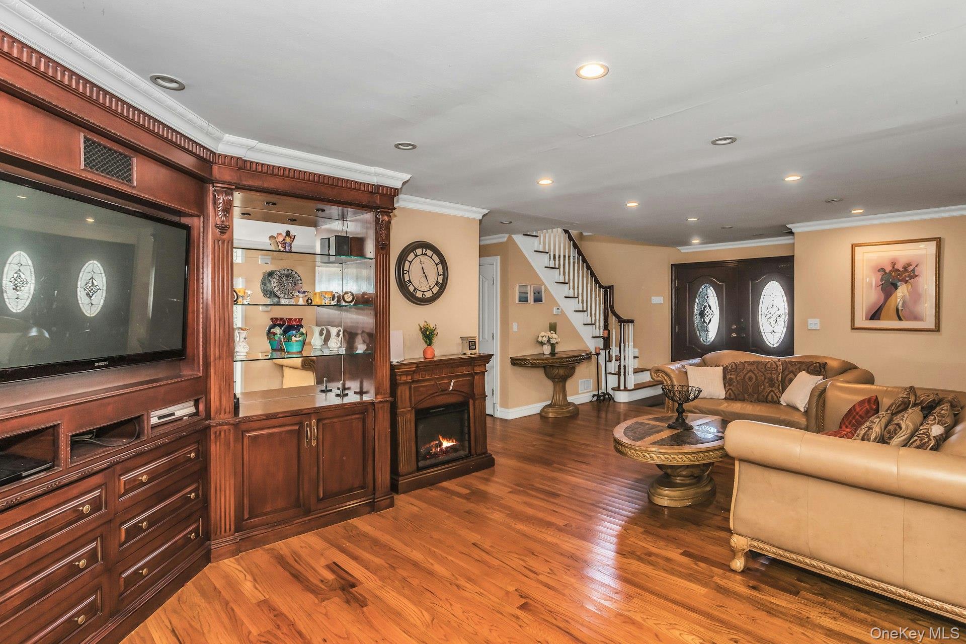4 Laurette Lane