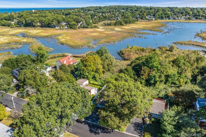 3 Bayview Place