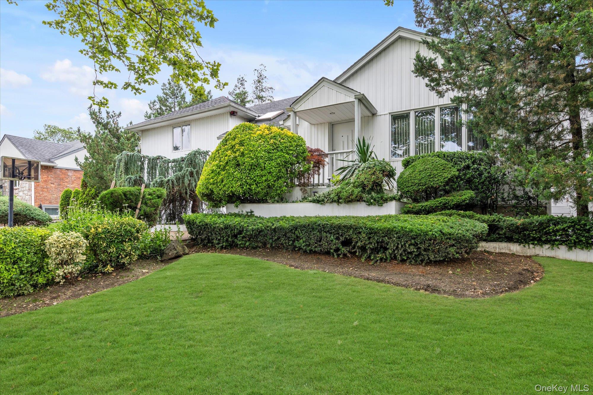 895 Cherry Lane