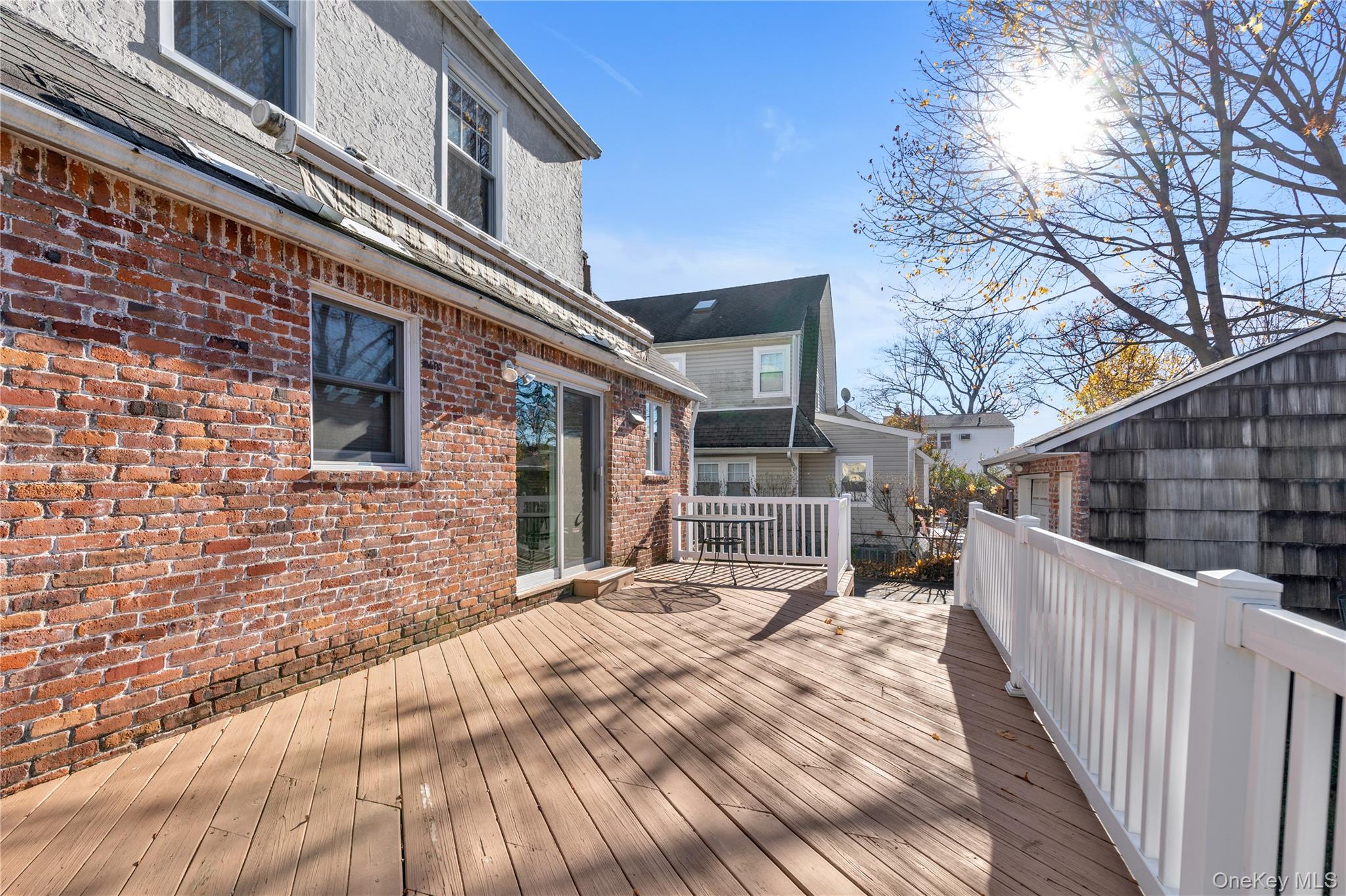 10 Fairfield Avenue