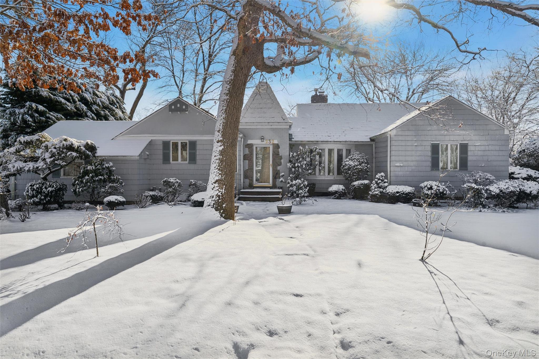 232 Round Hill Road