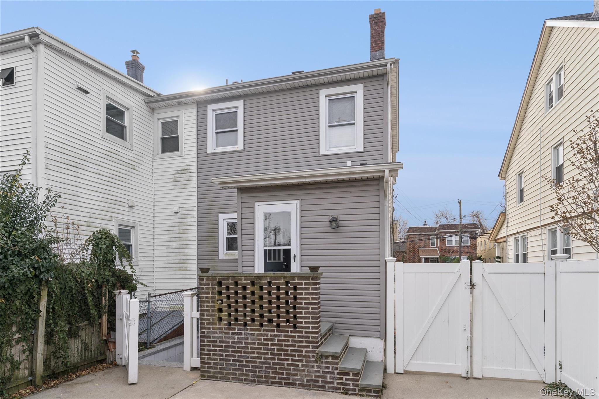 14 Tilrose Avenue
