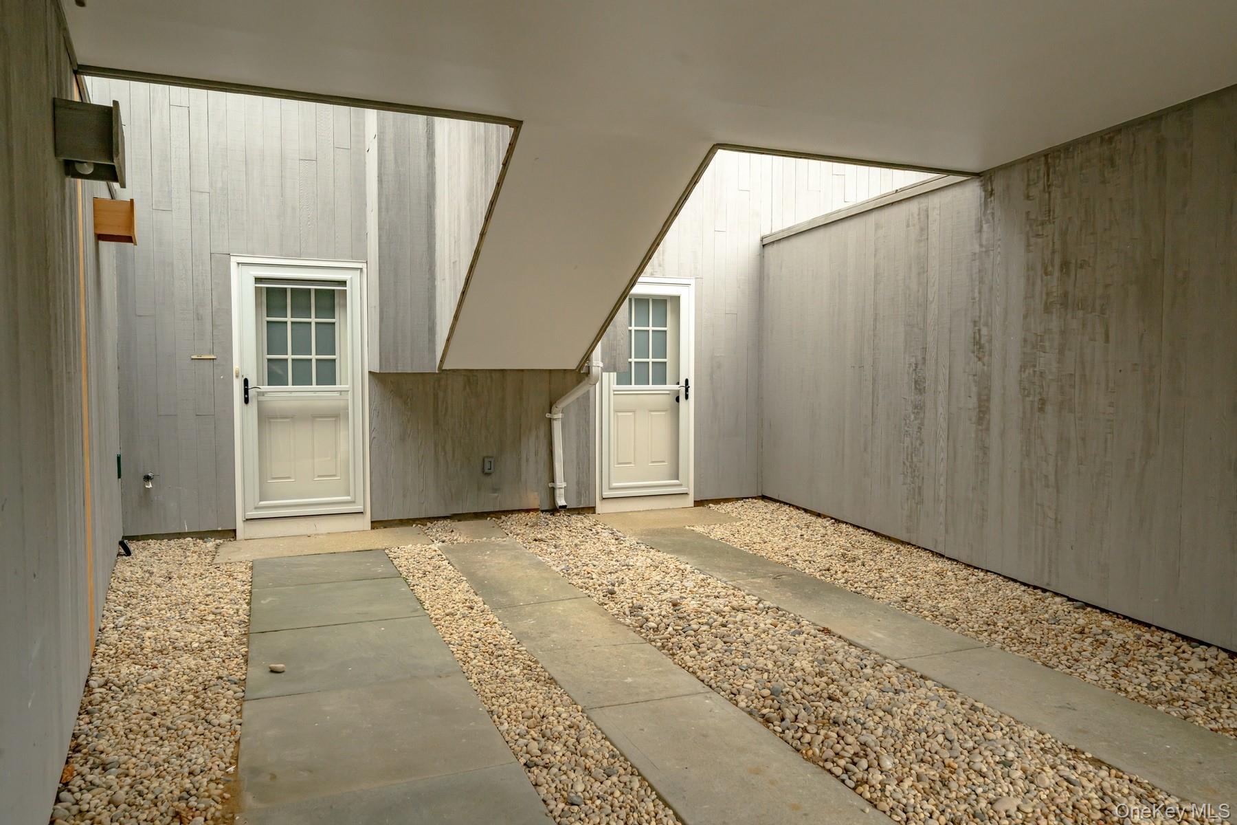 29 Fairway Place Unit: 6