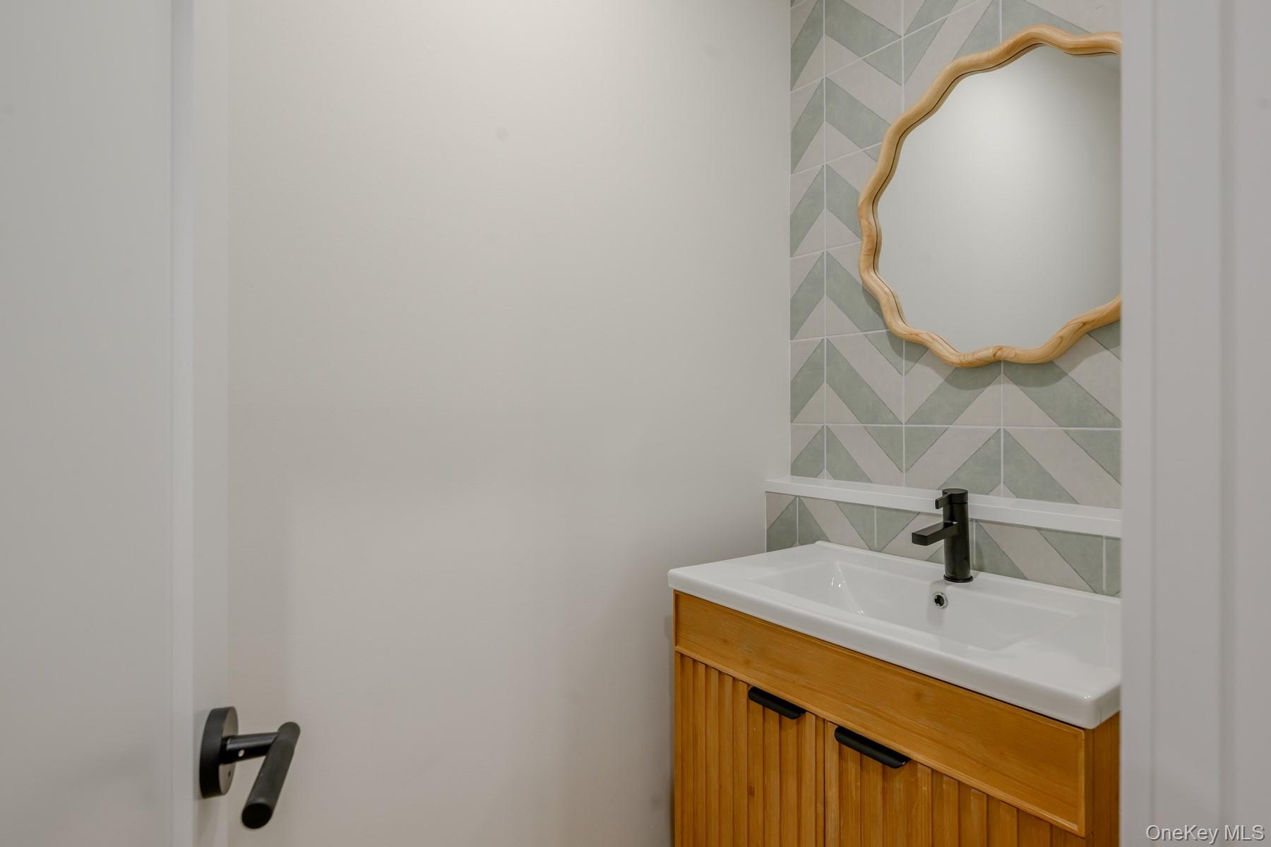 29 Fairway Place Unit: 6