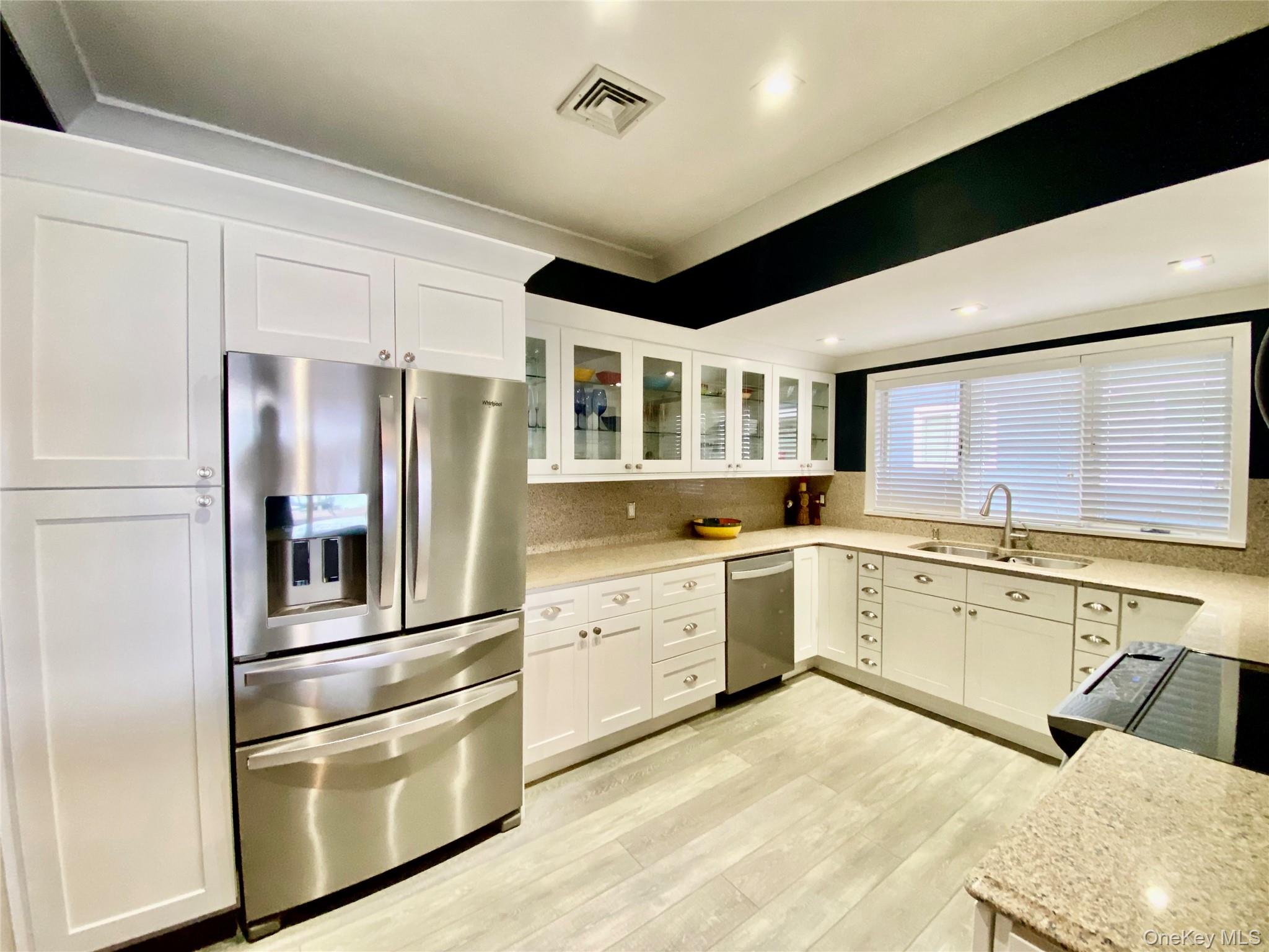 131 6th Street Unit: G