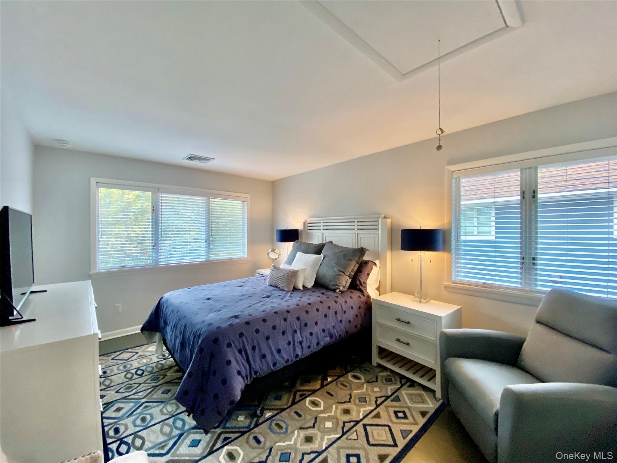 131 6th Street Unit: G