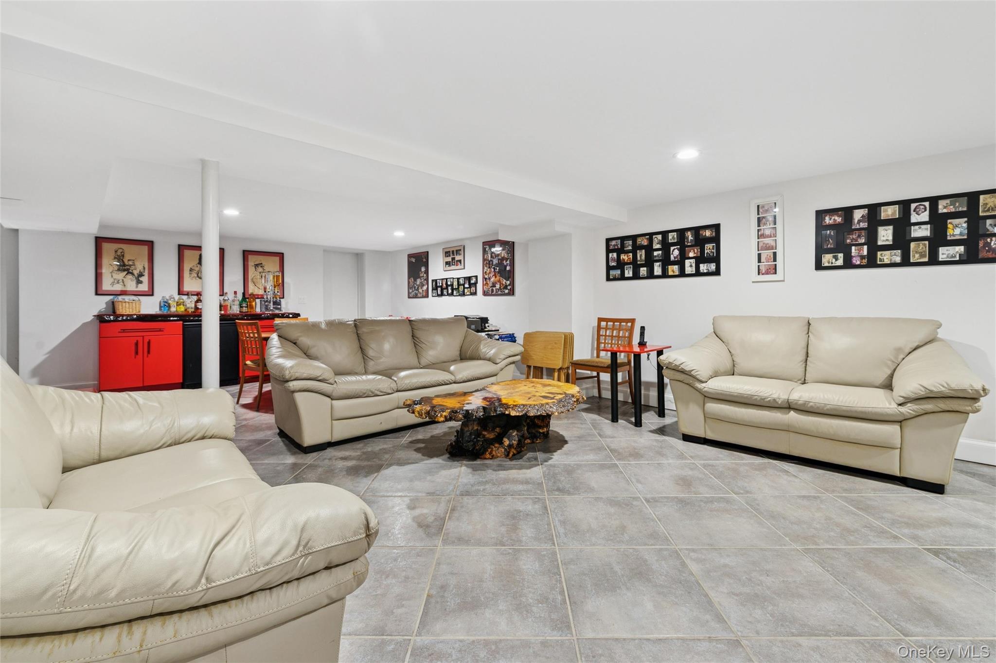 17 Downer Place