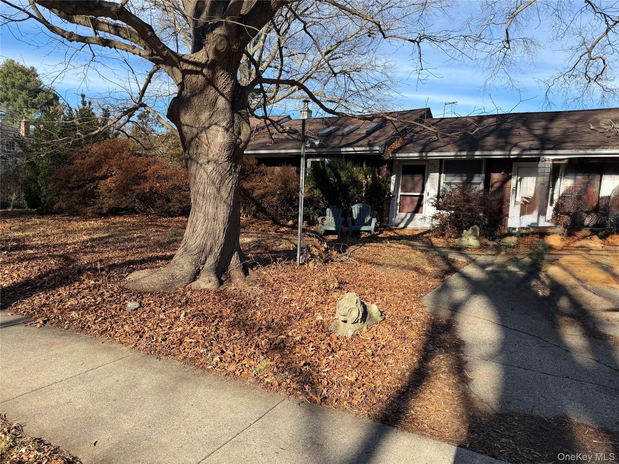 201 Frost Pond Road