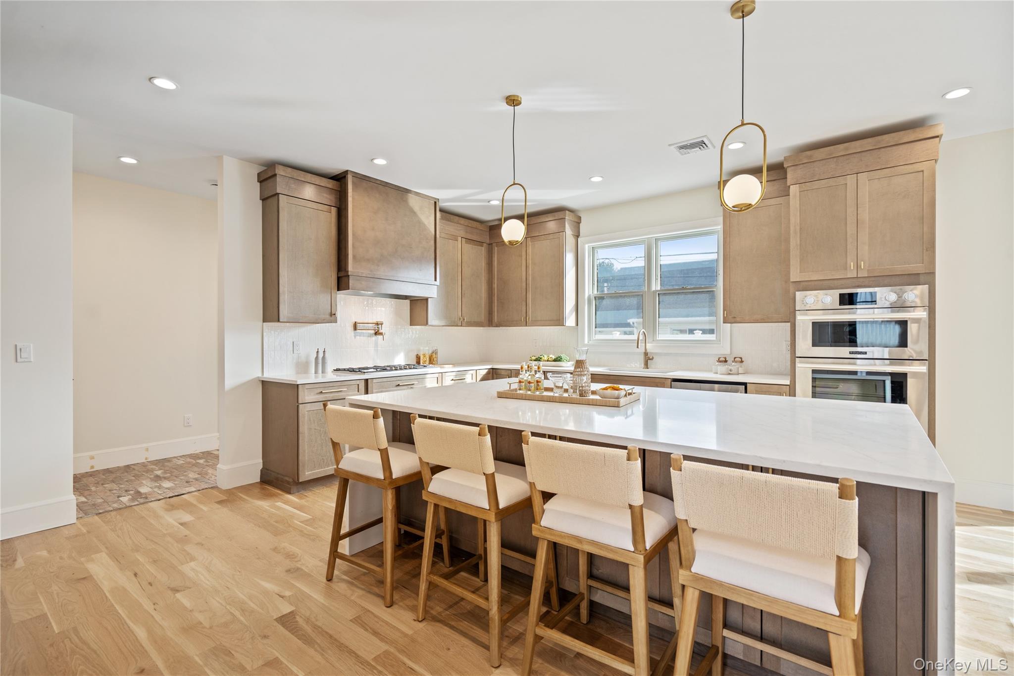 81 Bayview Avenue