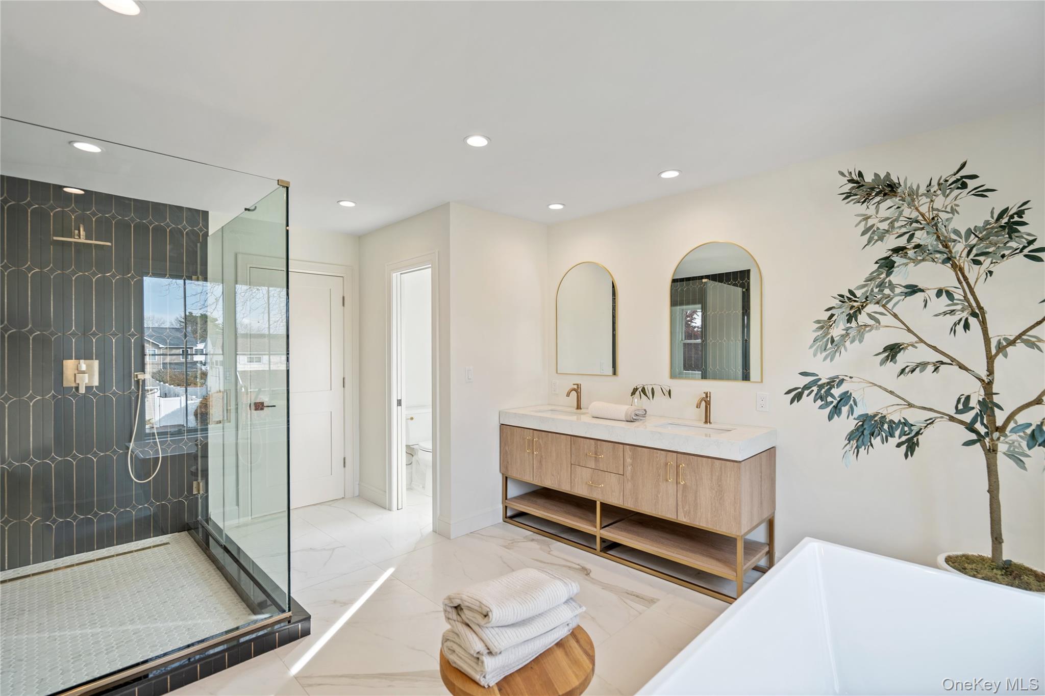 81 Bayview Avenue