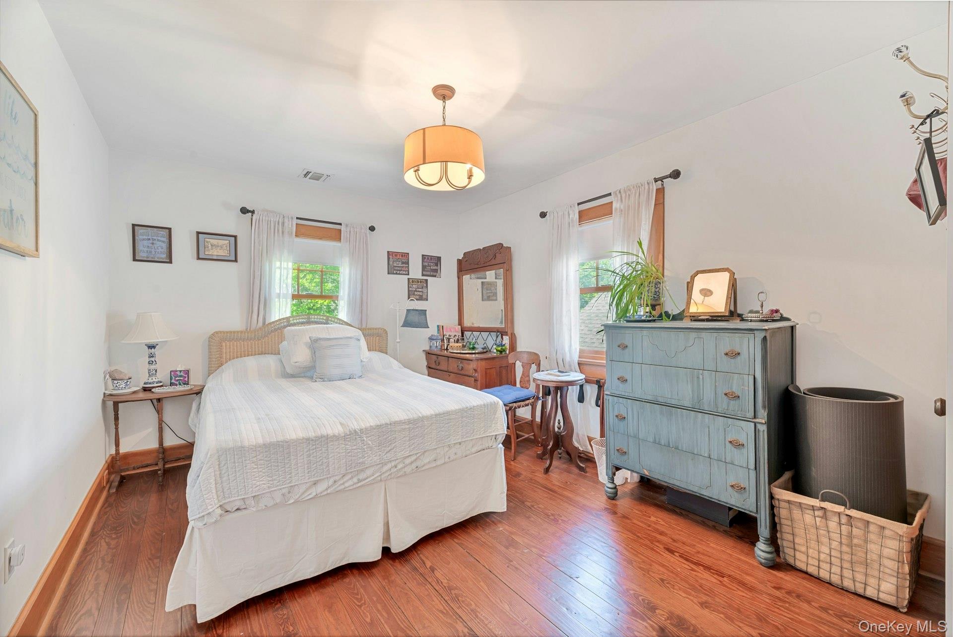 1025 9th Street