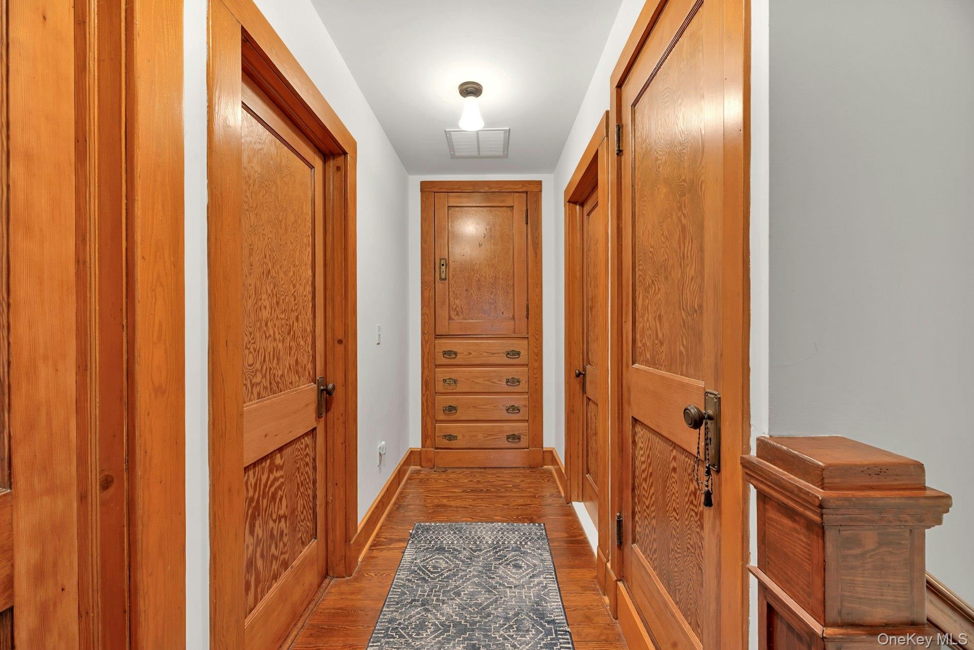 1025 9th Street
