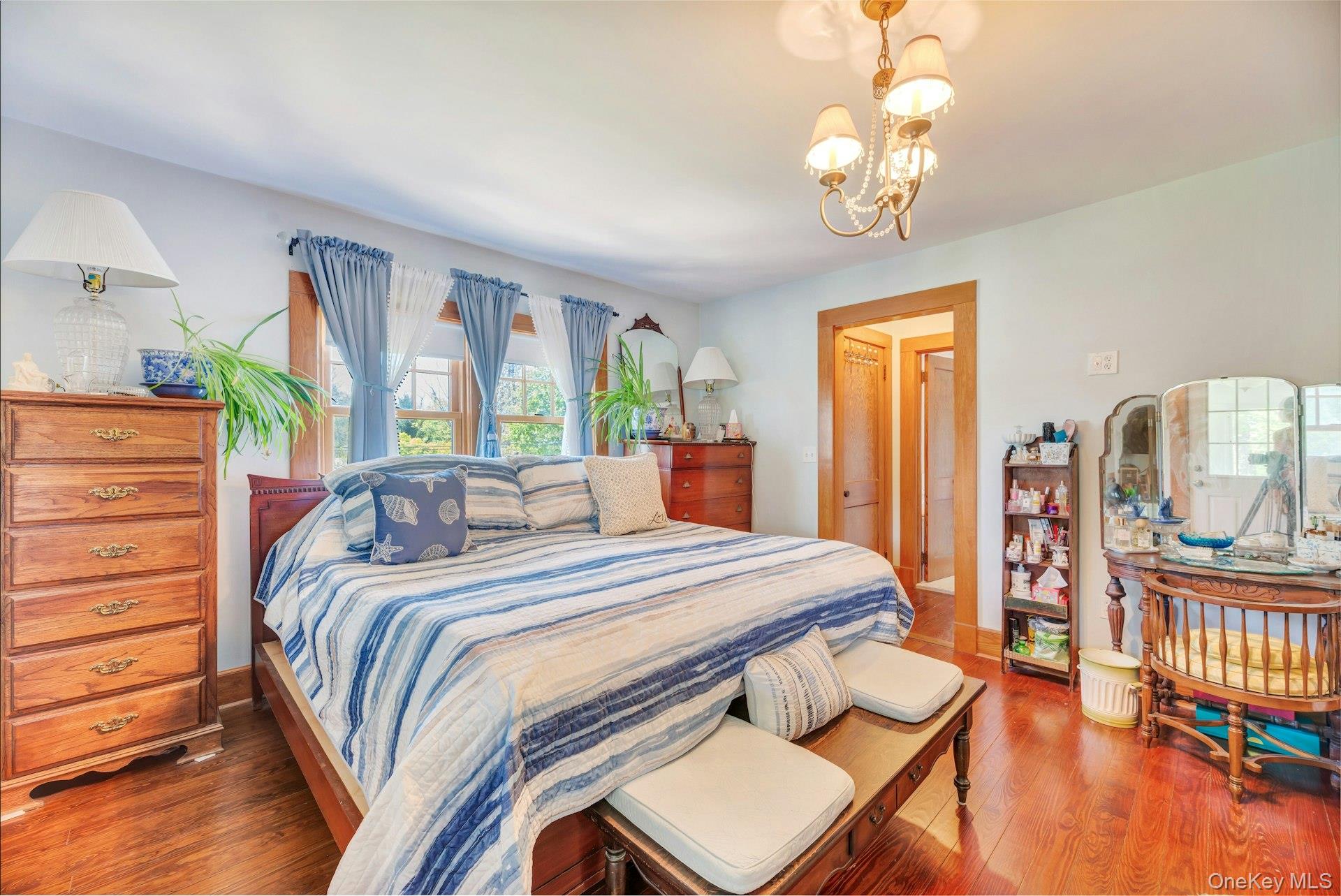 1025 9th Street
