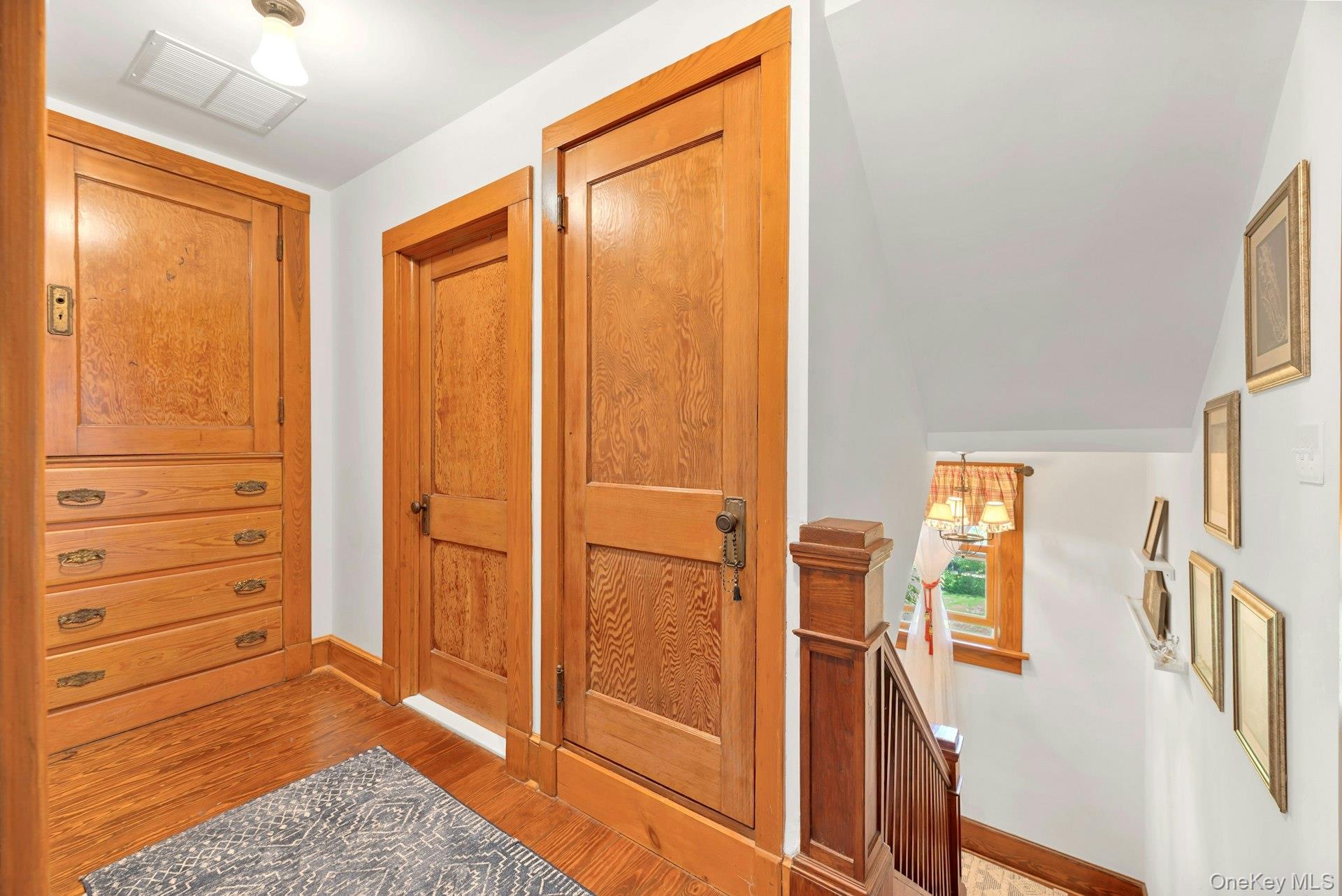 1025 9th Street