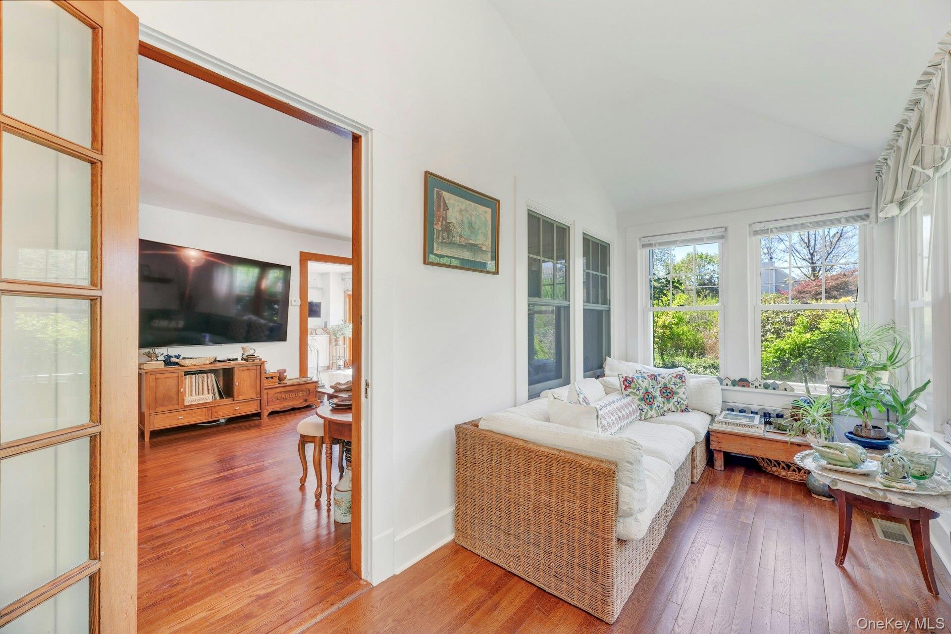 1025 9th Street