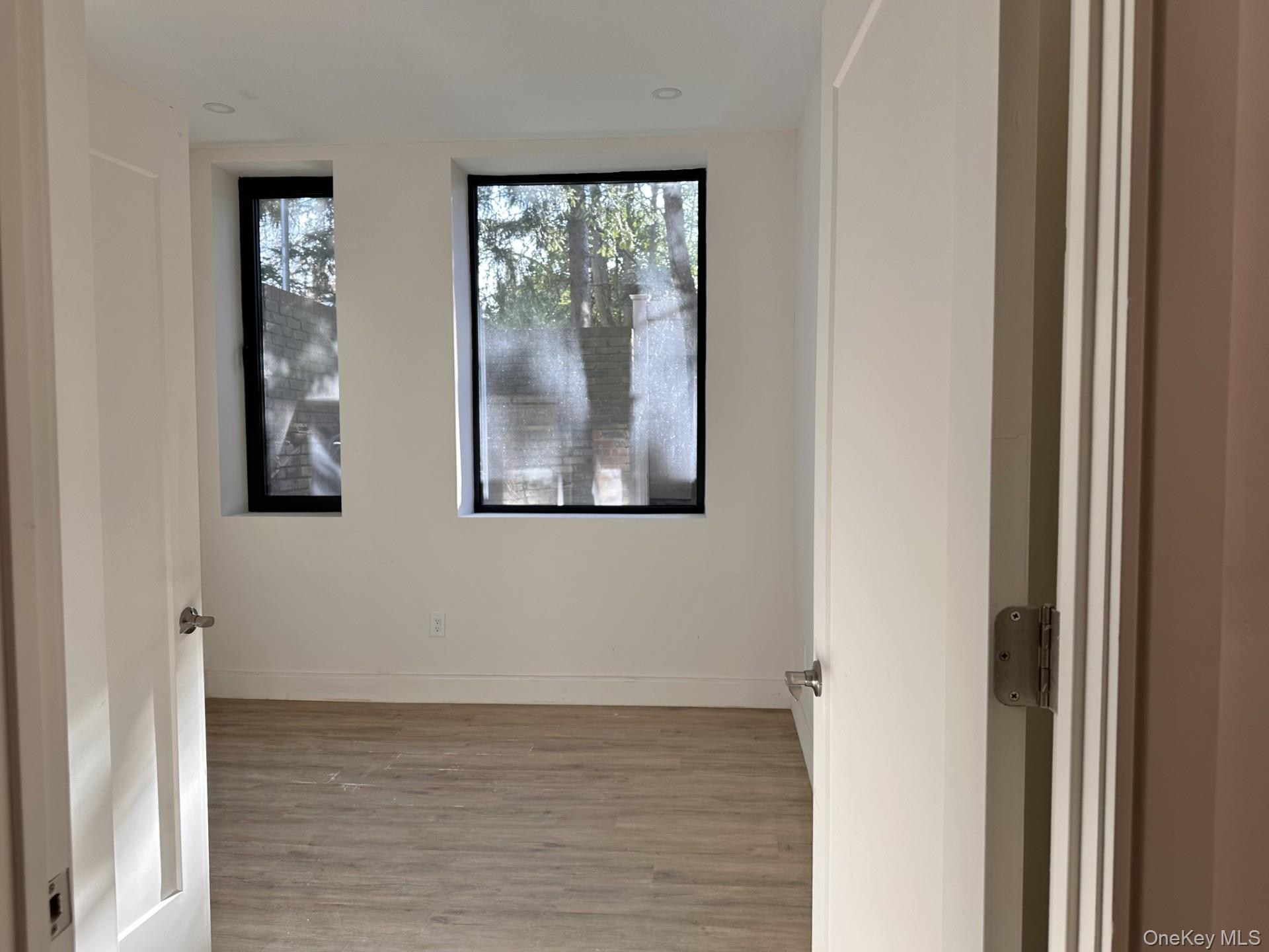 362 W MERRICK Road Unit: 104