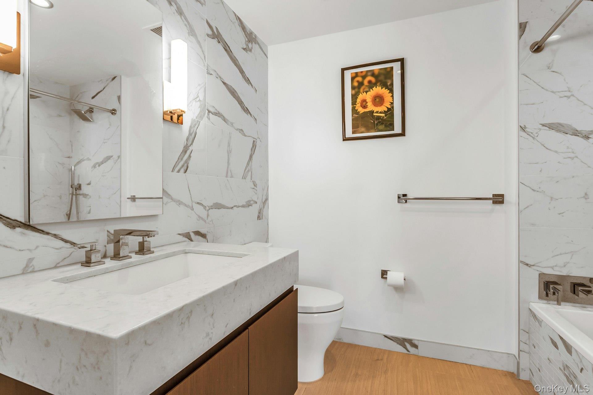 138-35 39th Avenue Unit: 14M