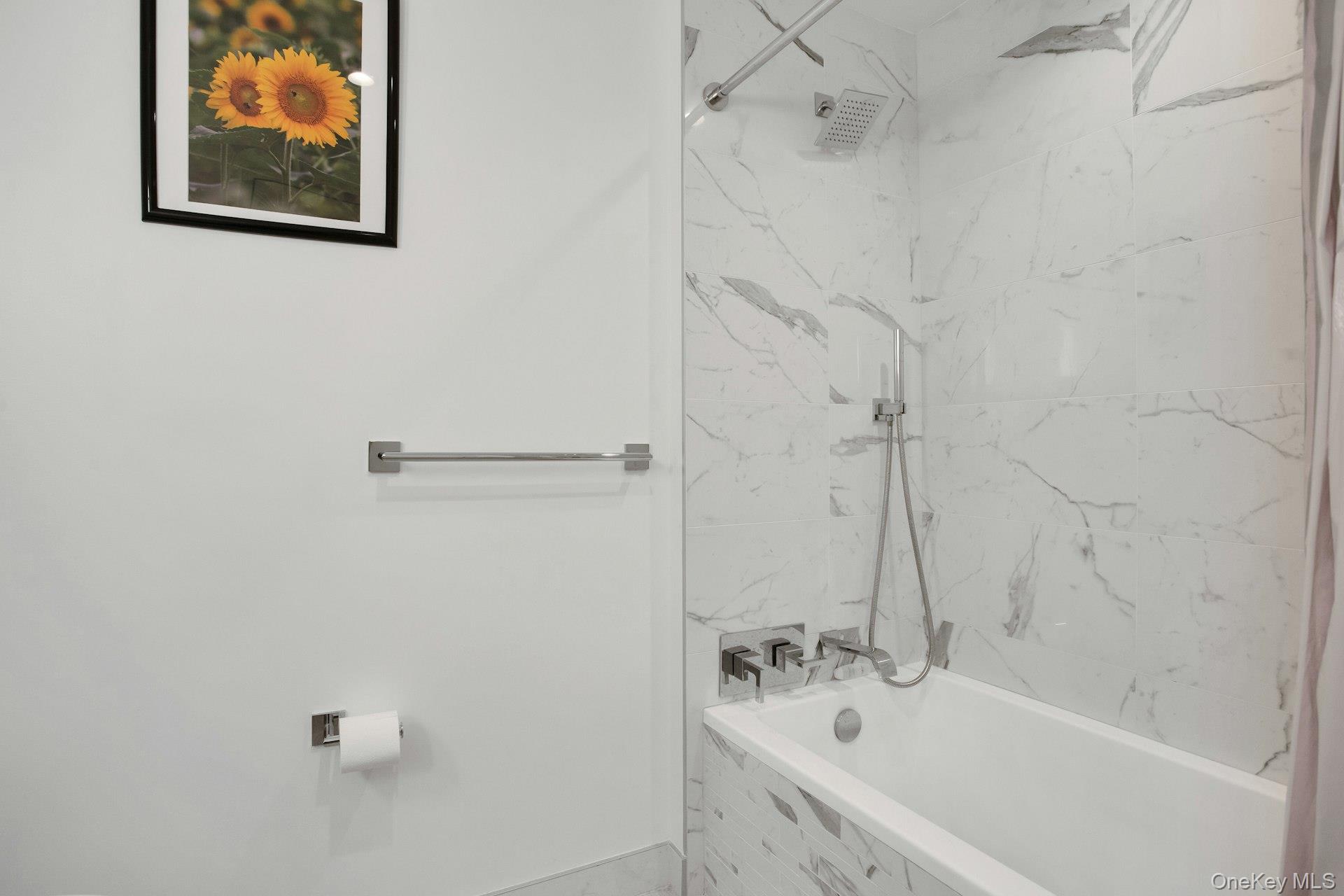138-35 39th Avenue Unit: 14M
