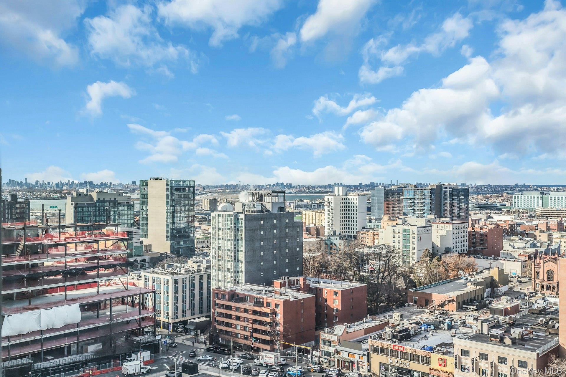 138-35 39th Avenue Unit: 14M