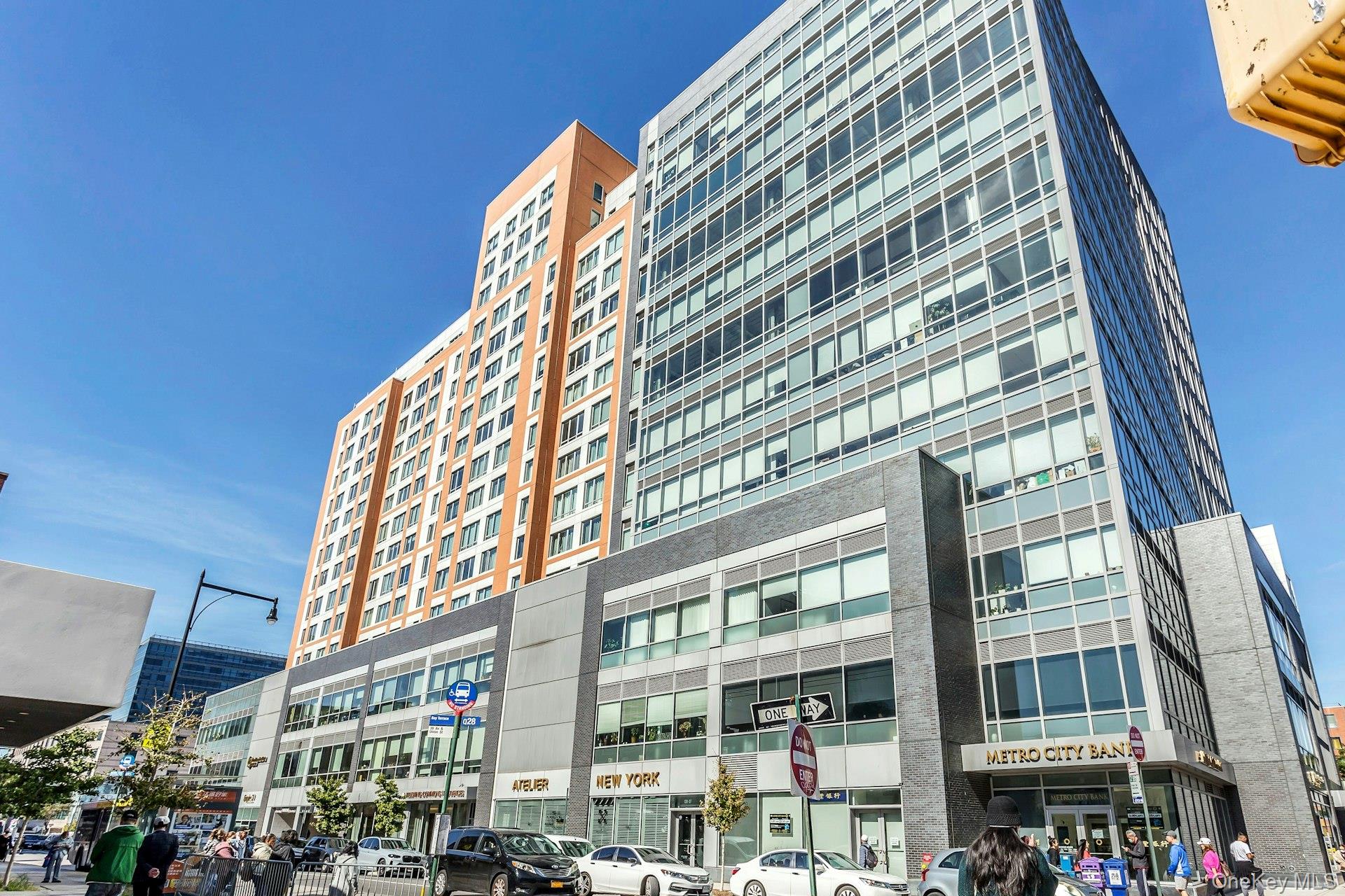 138-35 39th Avenue Unit: 14M