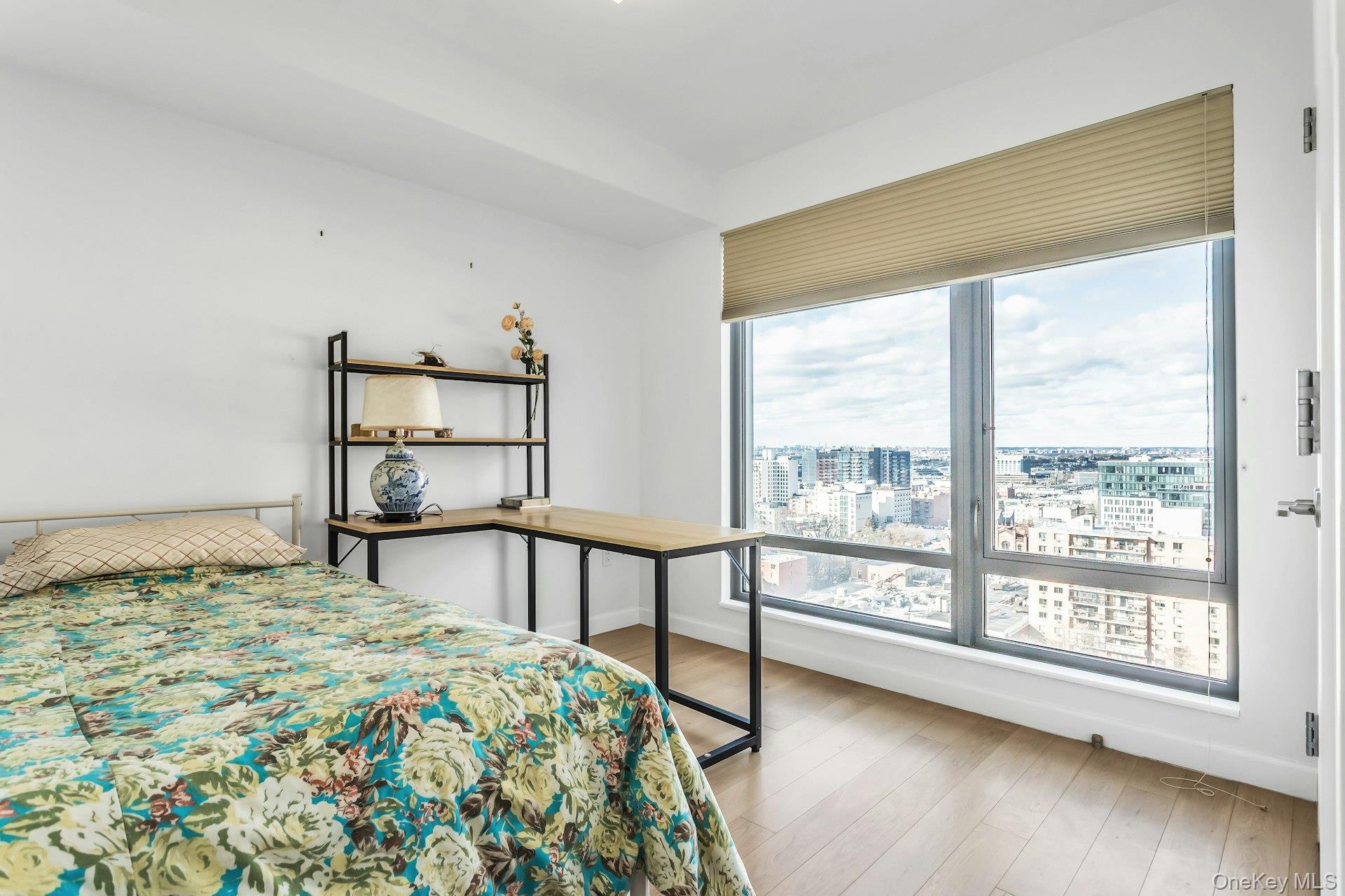 138-35 39th Avenue Unit: 14M