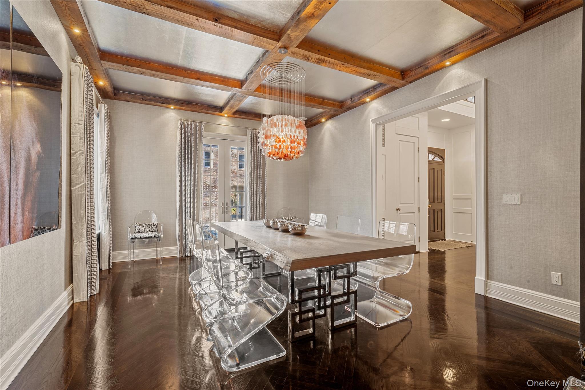 8 Serenite Lane