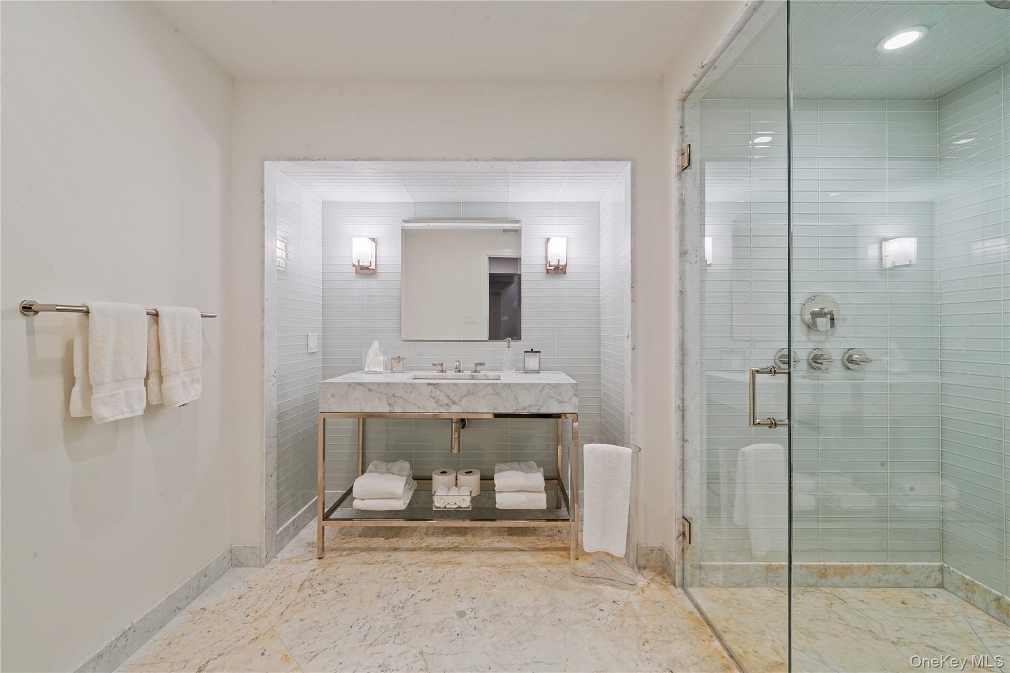 8 Serenite Lane
