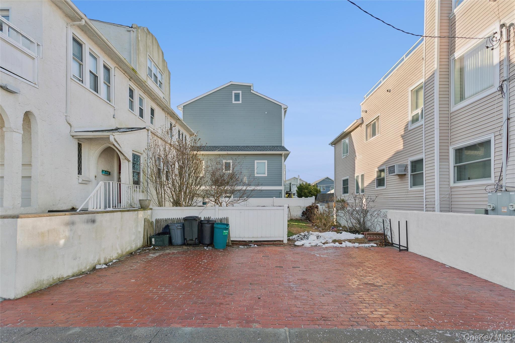 23 Troy Avenue