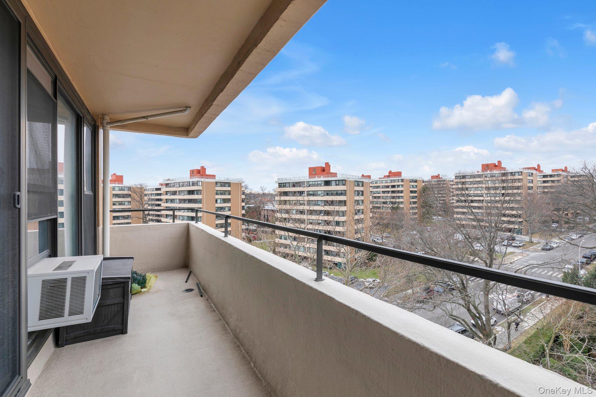 166-31 9th Ave Unit: 8A