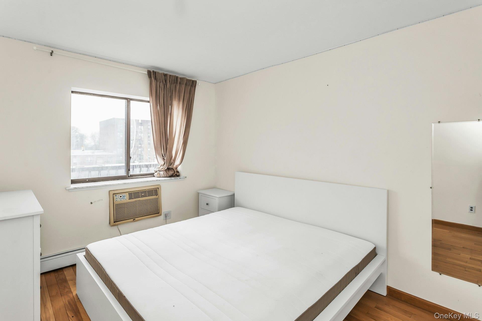 147-45 Barclay Avenue Unit: 5B