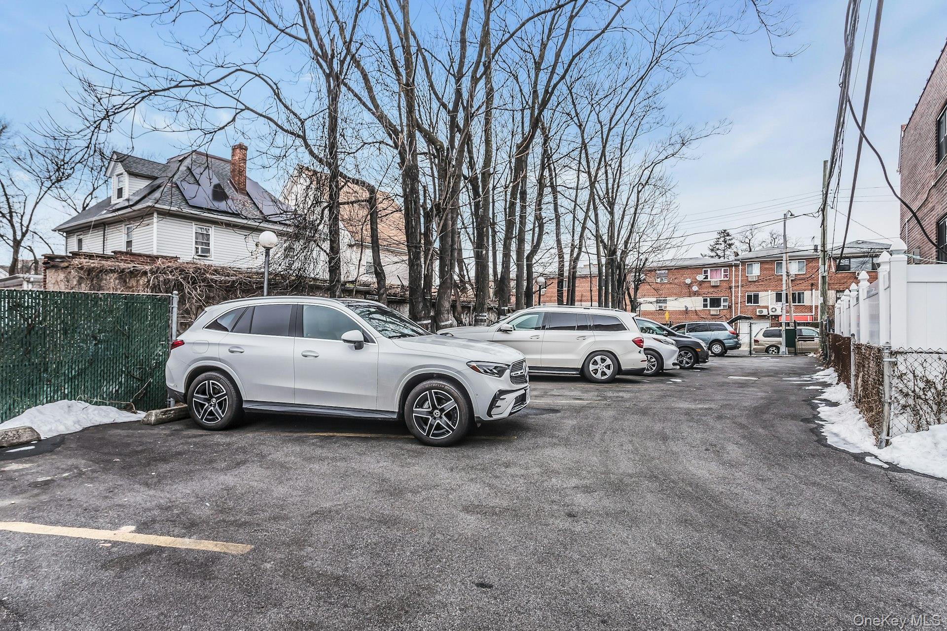 147-45 Barclay Avenue Unit: 5B