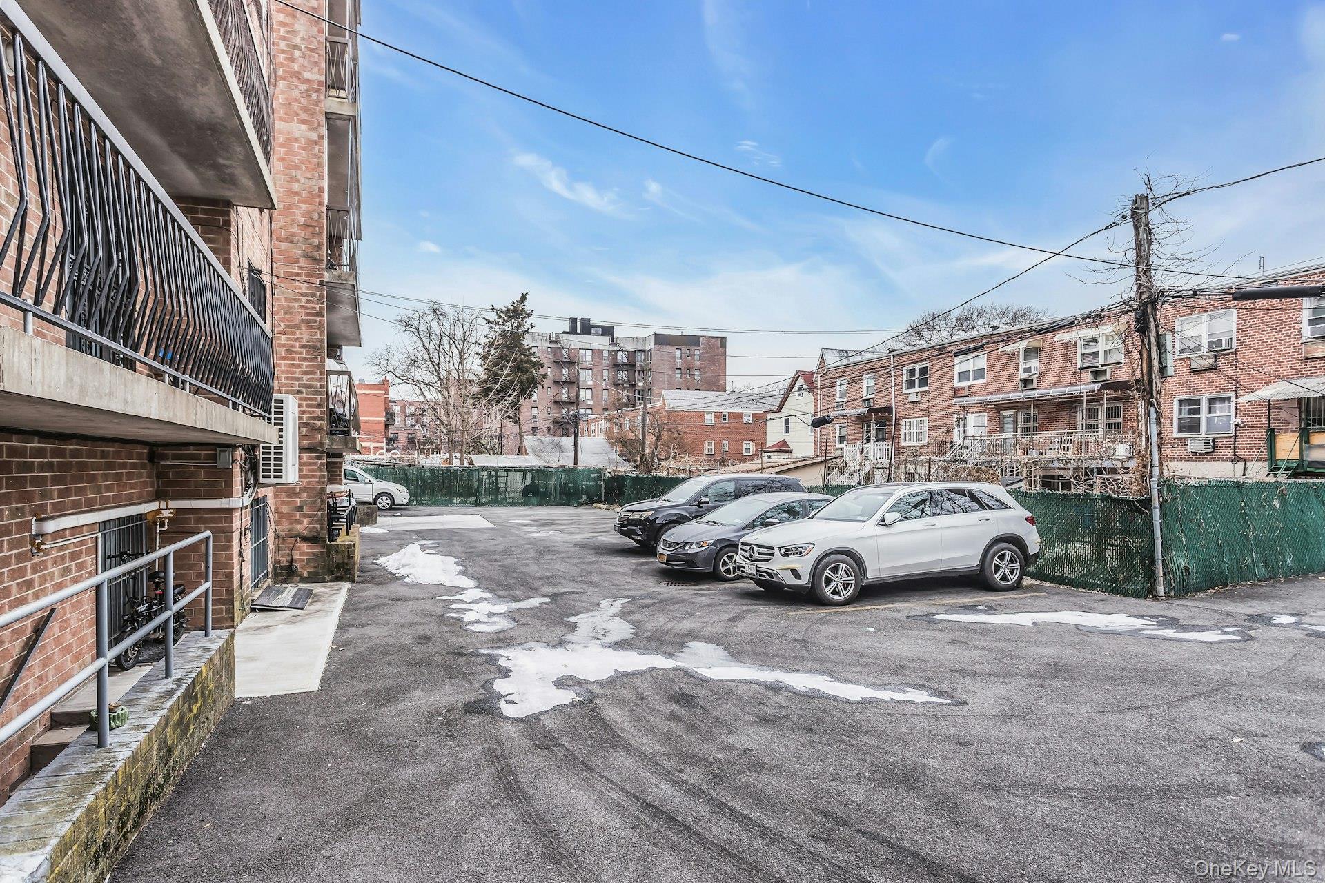 147-45 Barclay Avenue Unit: 5B