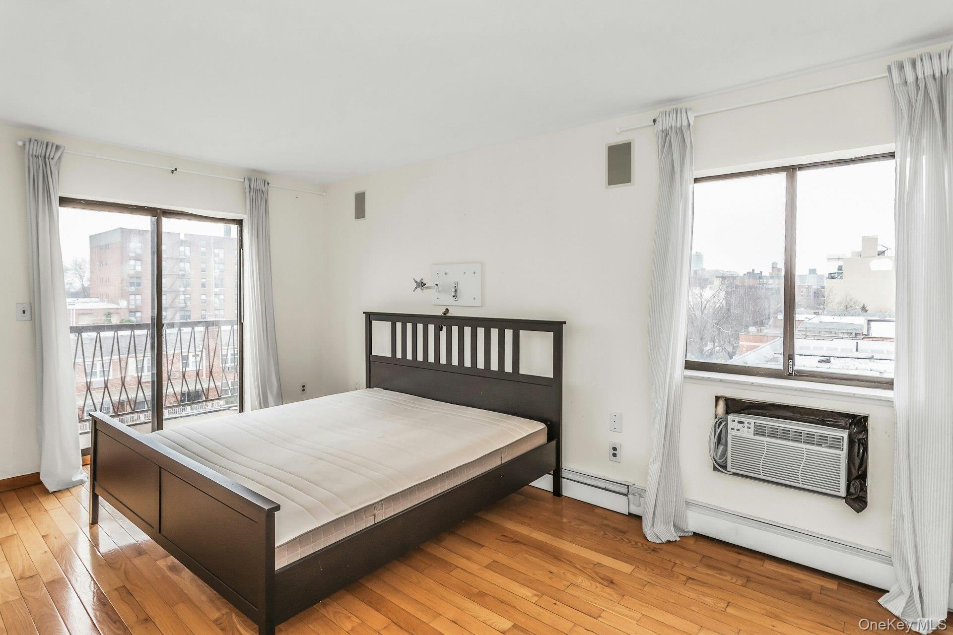 147-45 Barclay Avenue Unit: 5B