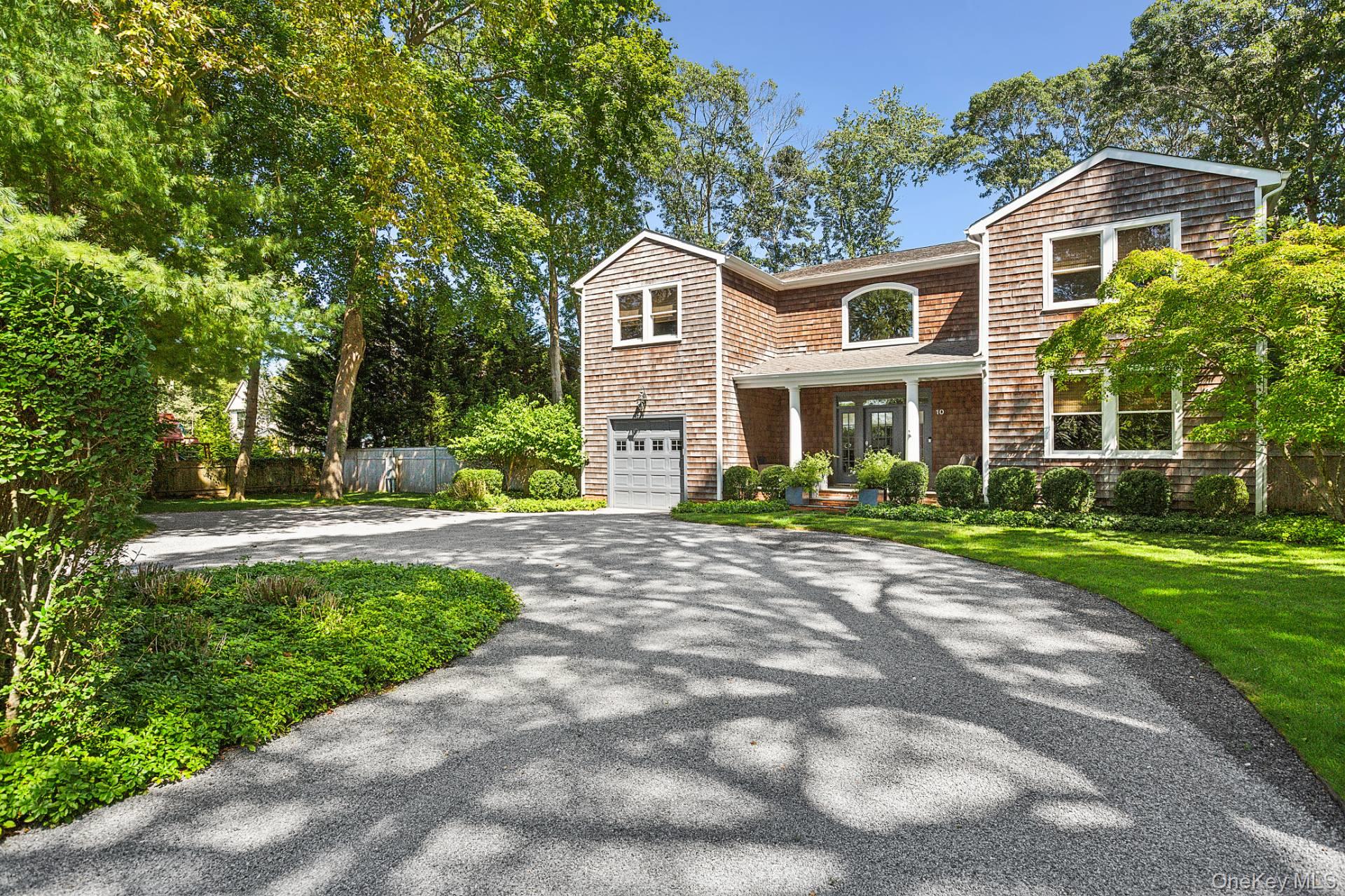 10 Bay View Road N