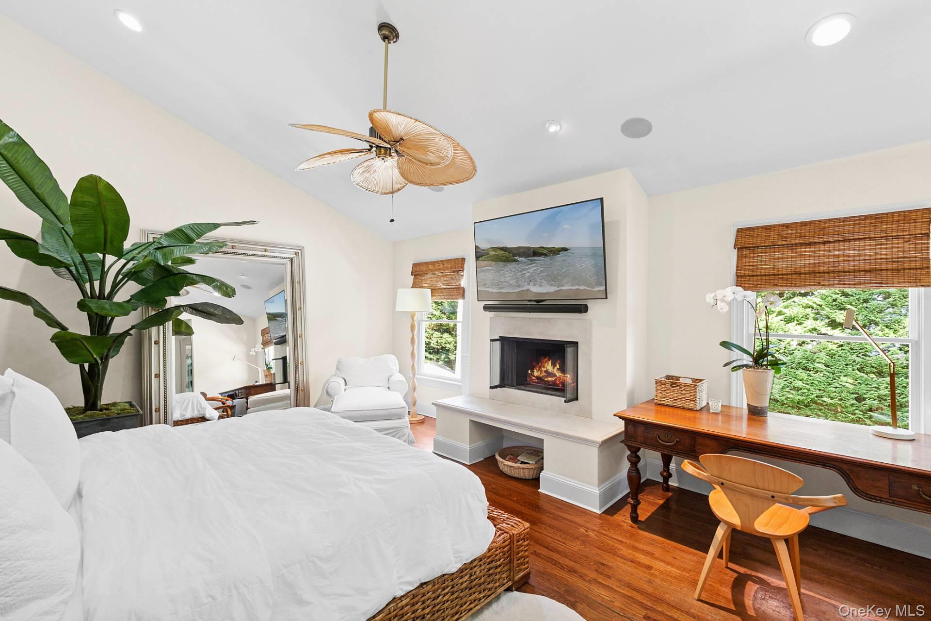 10 Bay View Road N