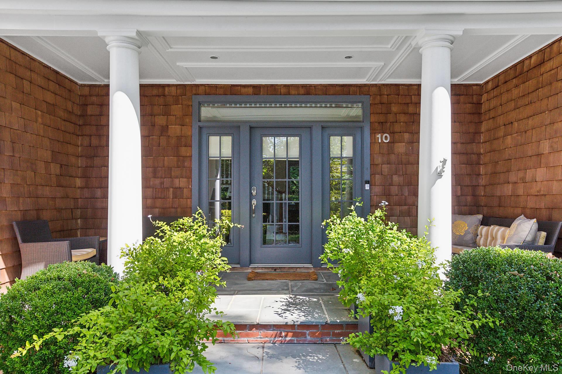 10 Bay View Road N