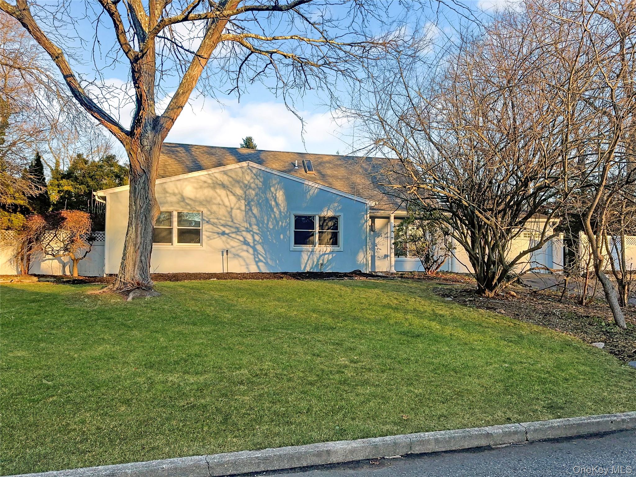 7 Carnaby Avenue