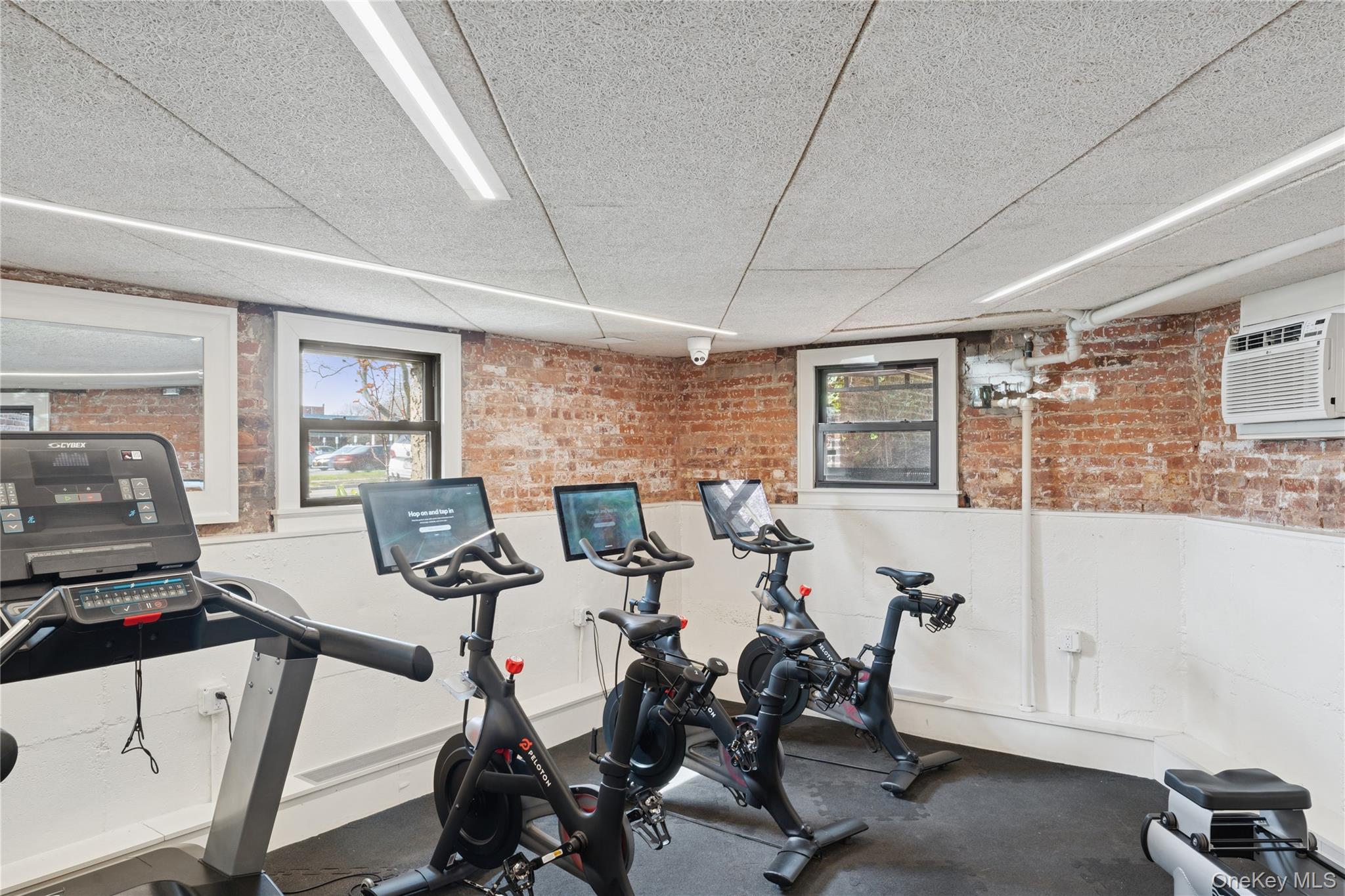 12 Hempstead Avenue Unit: 3N