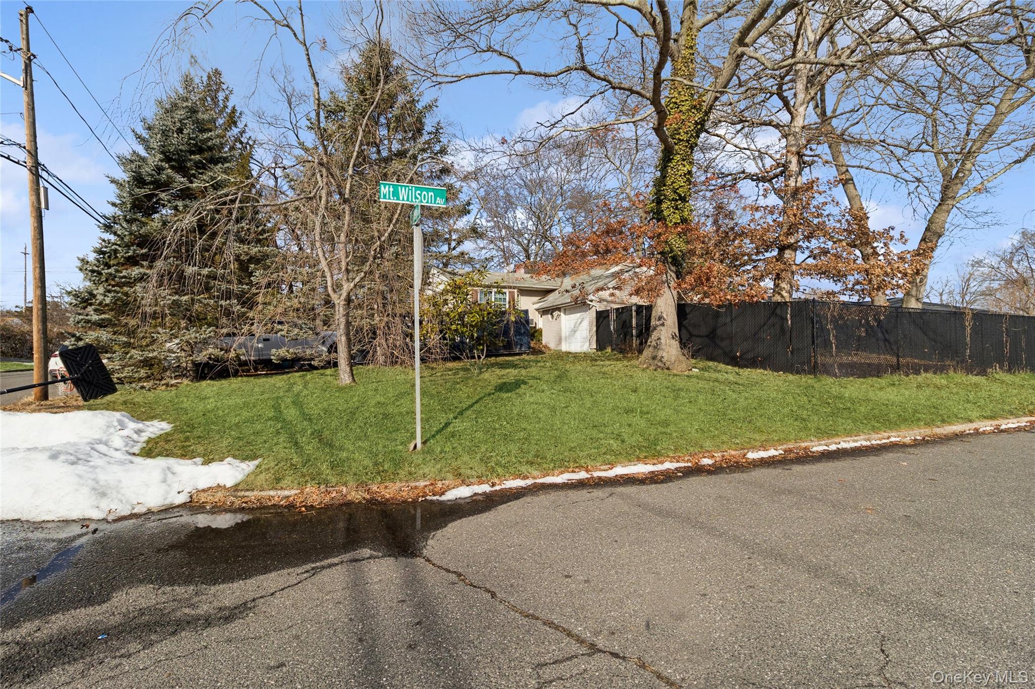 3 Allegheny Drive W