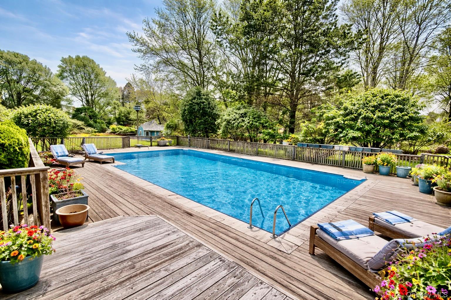 250 Paradise Point Road