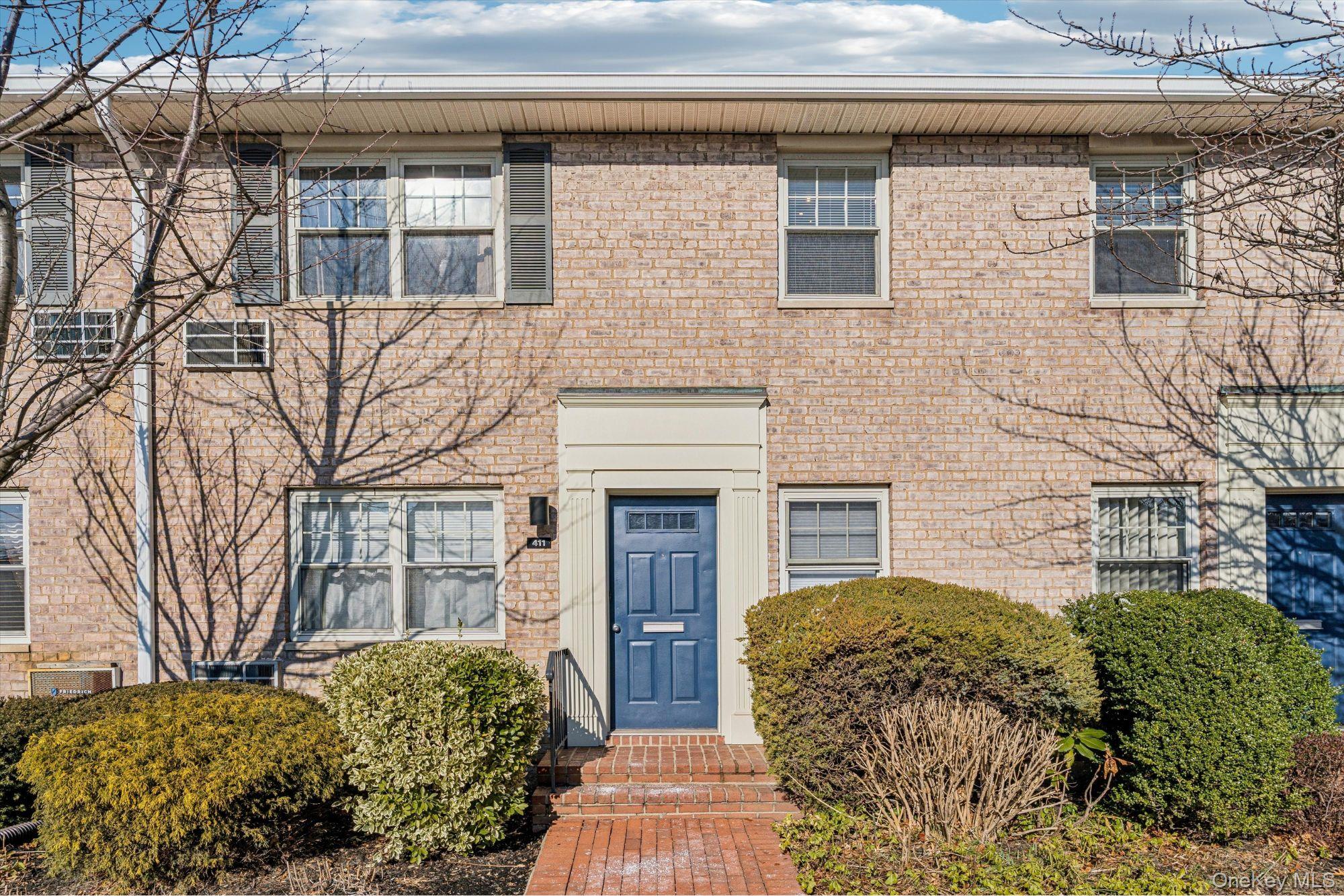 411 Merrick Road Unit: B