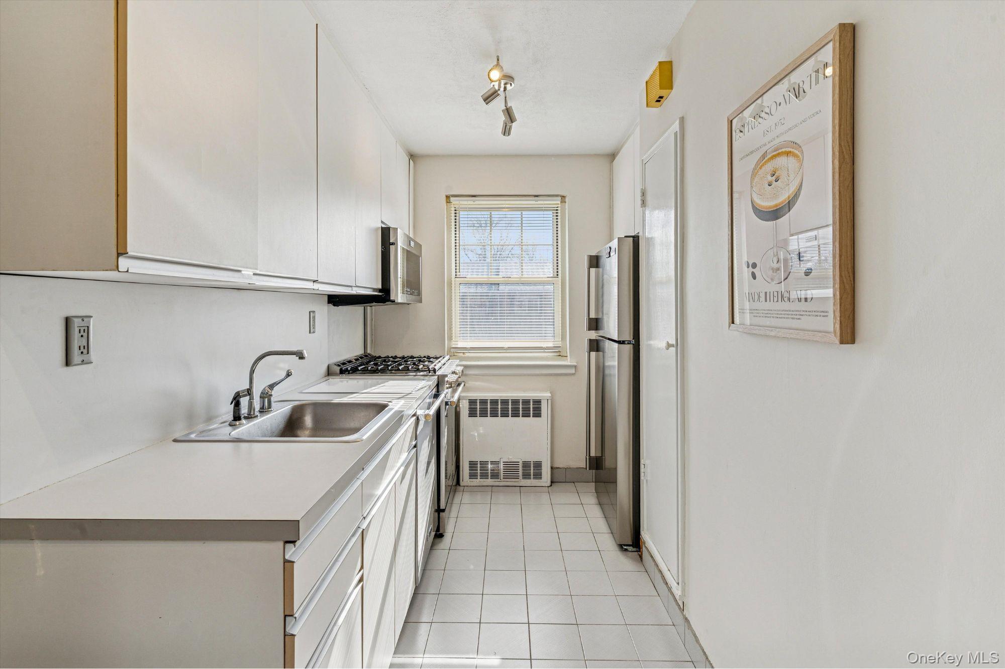 411 Merrick Road Unit: B