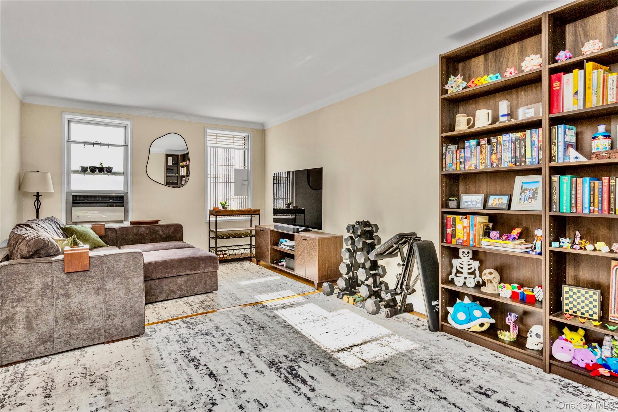 67-12 Yellowstone Boulevard Unit: E8