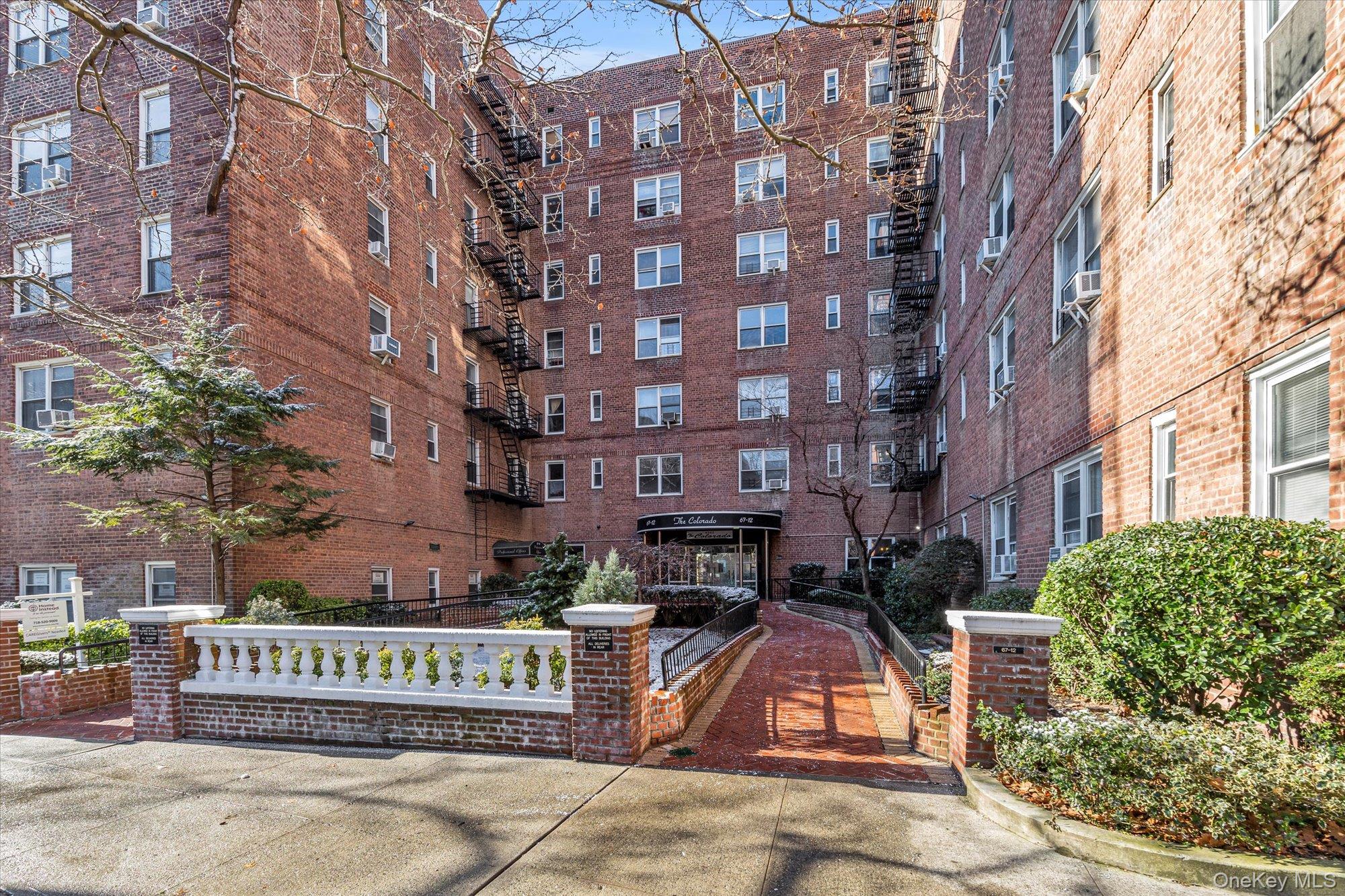 67-12 Yellowstone Boulevard Unit: E8