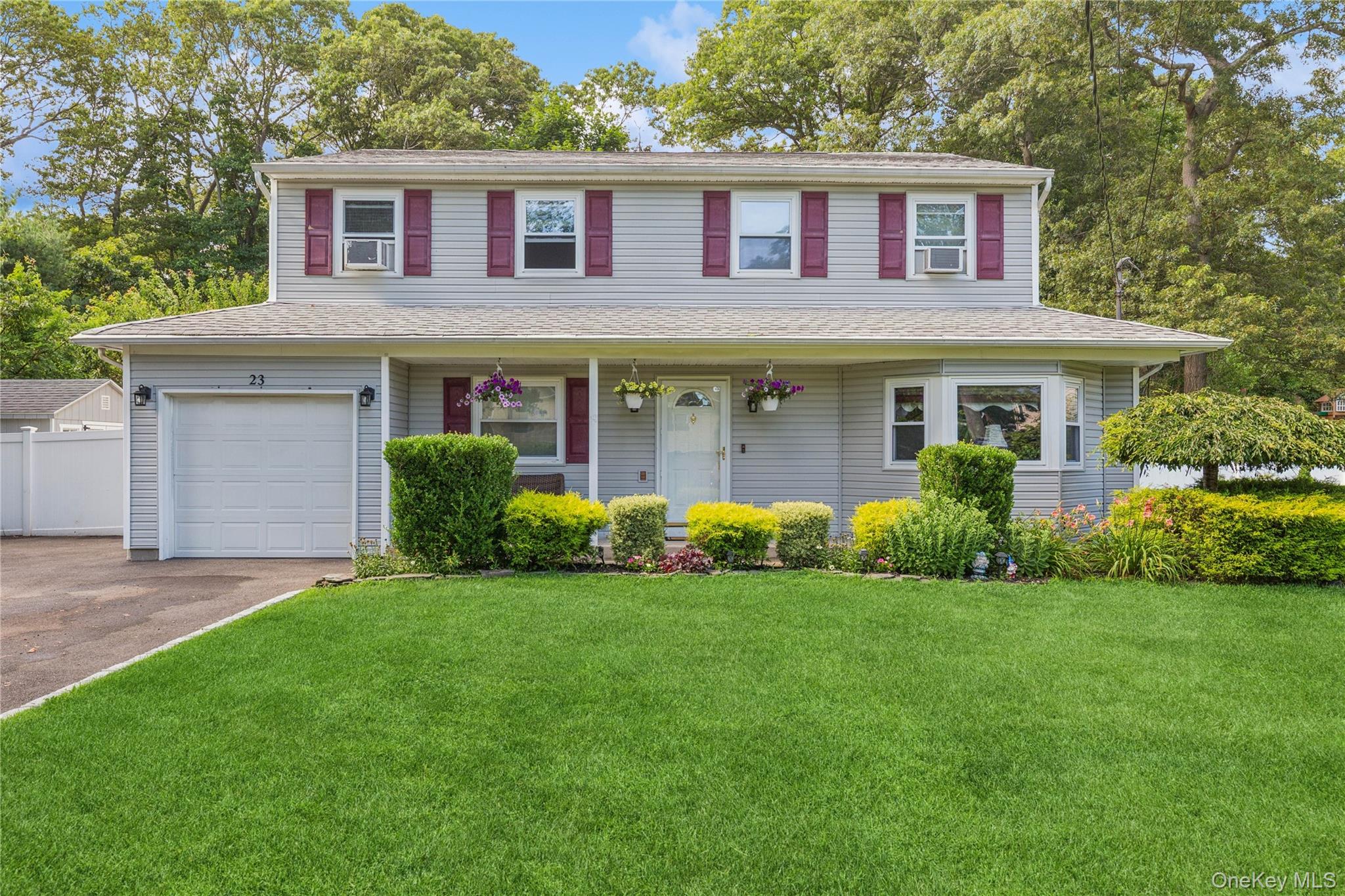 23 Foxboro Avenue